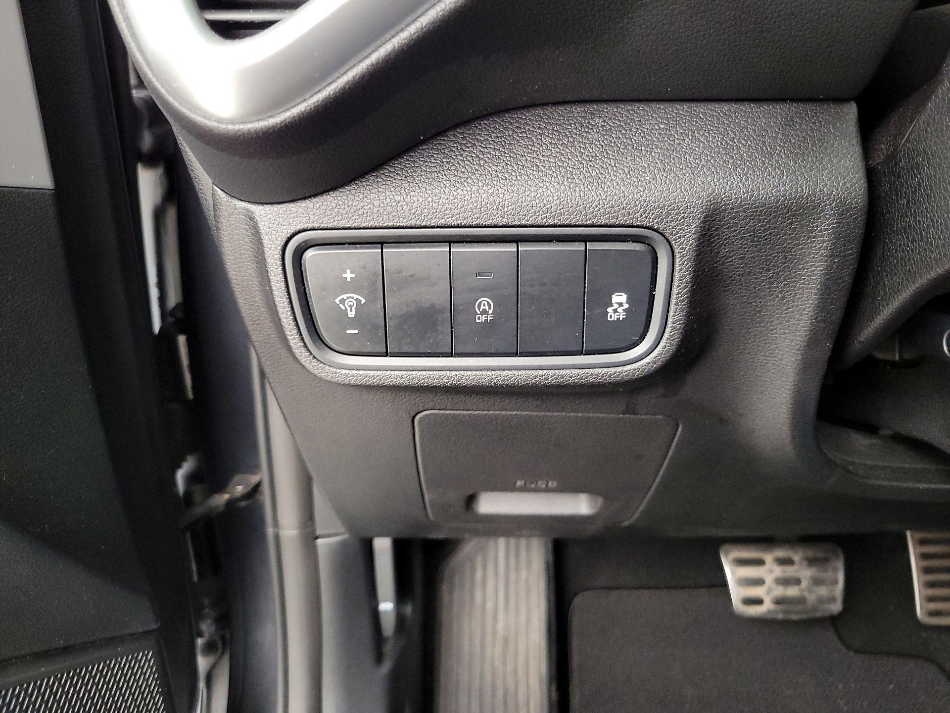 Thumbnail: 2021 Kia Soul - 13