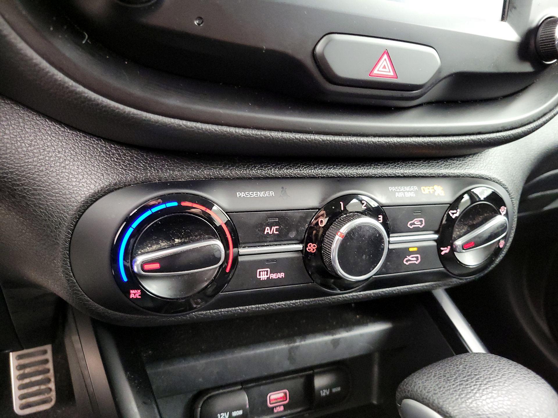 Thumbnail: 2021 Kia Soul - 16