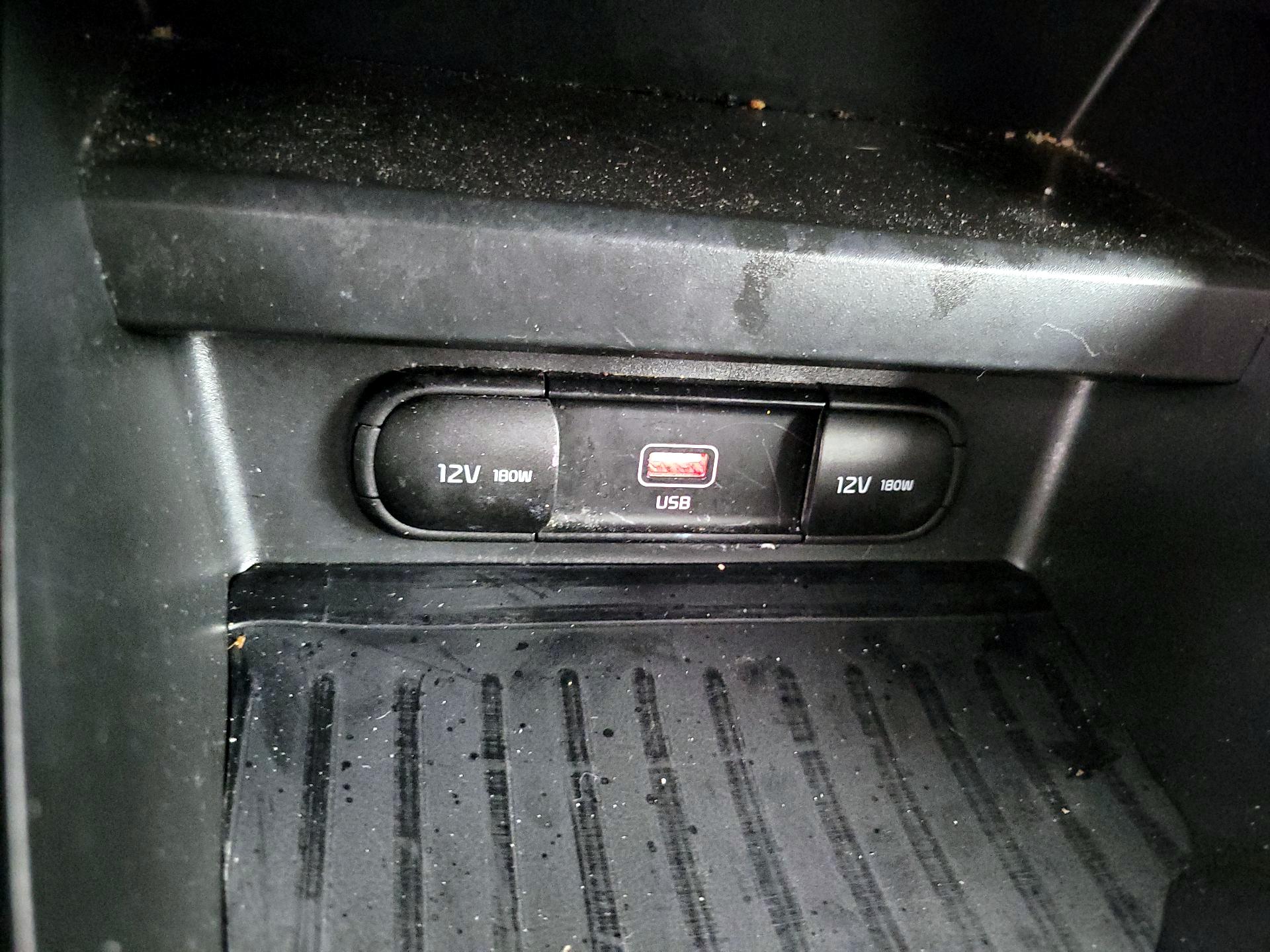 Thumbnail: 2021 Kia Soul - 18