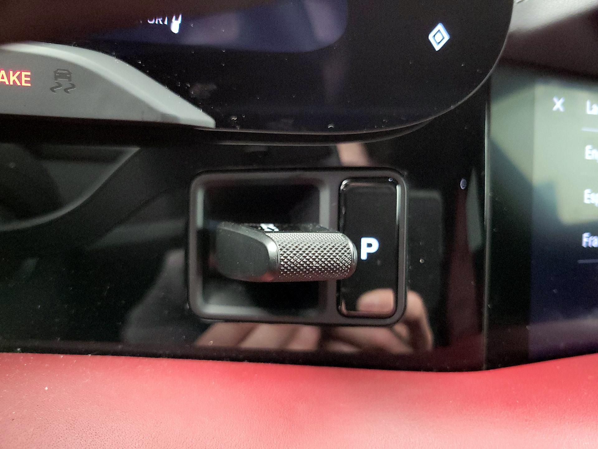 Thumbnail: 2023 Porsche Taycan - 18