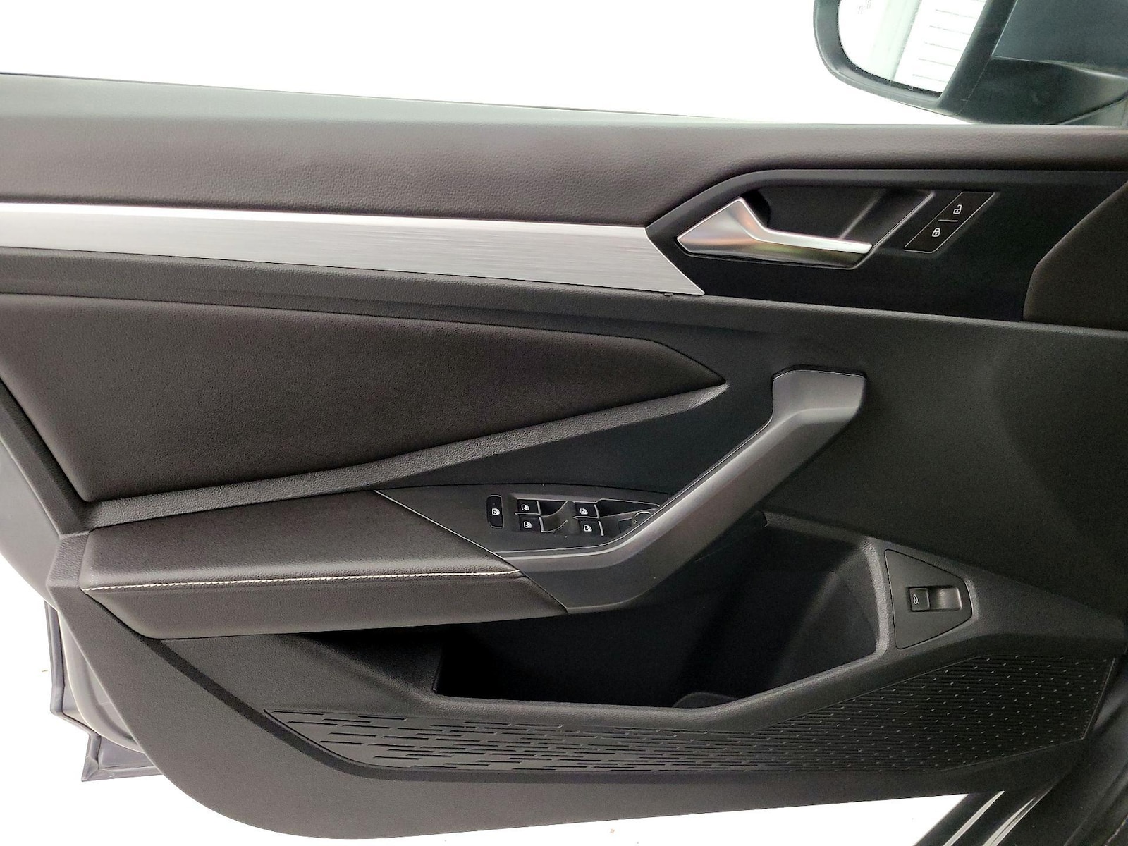 2025 Volkswagen Jetta Sport - Photo 13