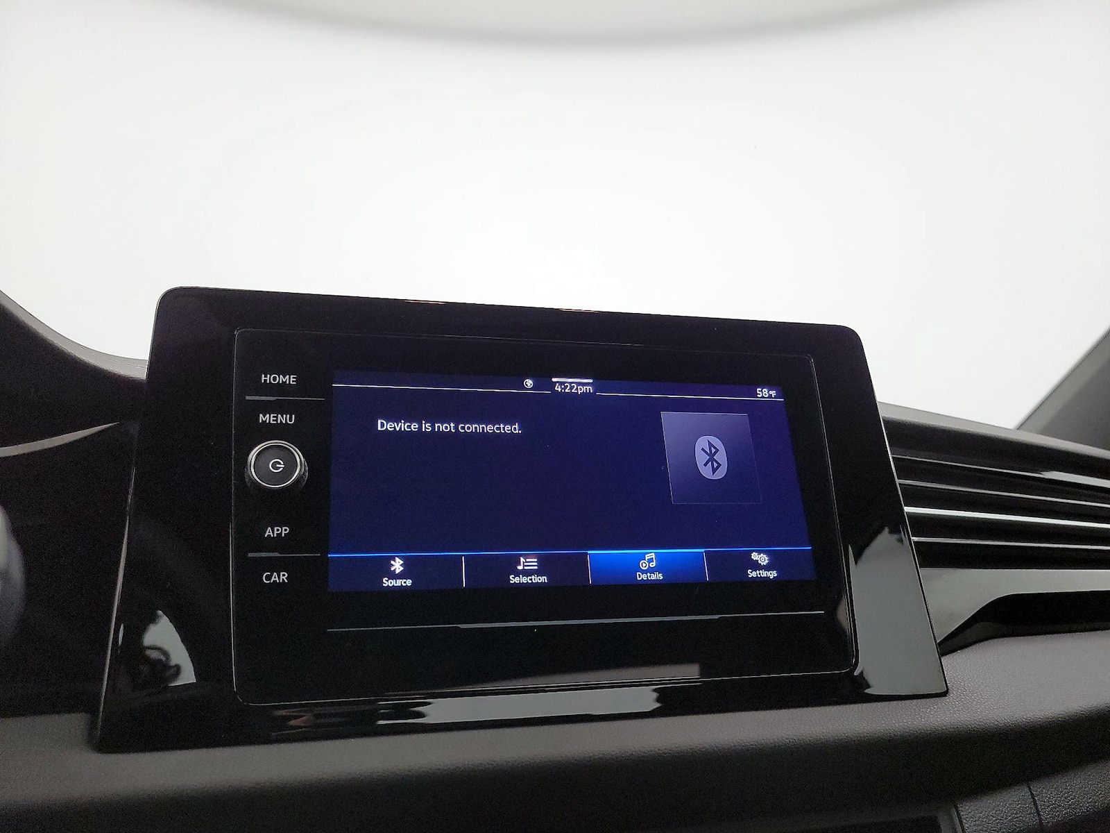 2025 Volkswagen Jetta Sport - Photo 16