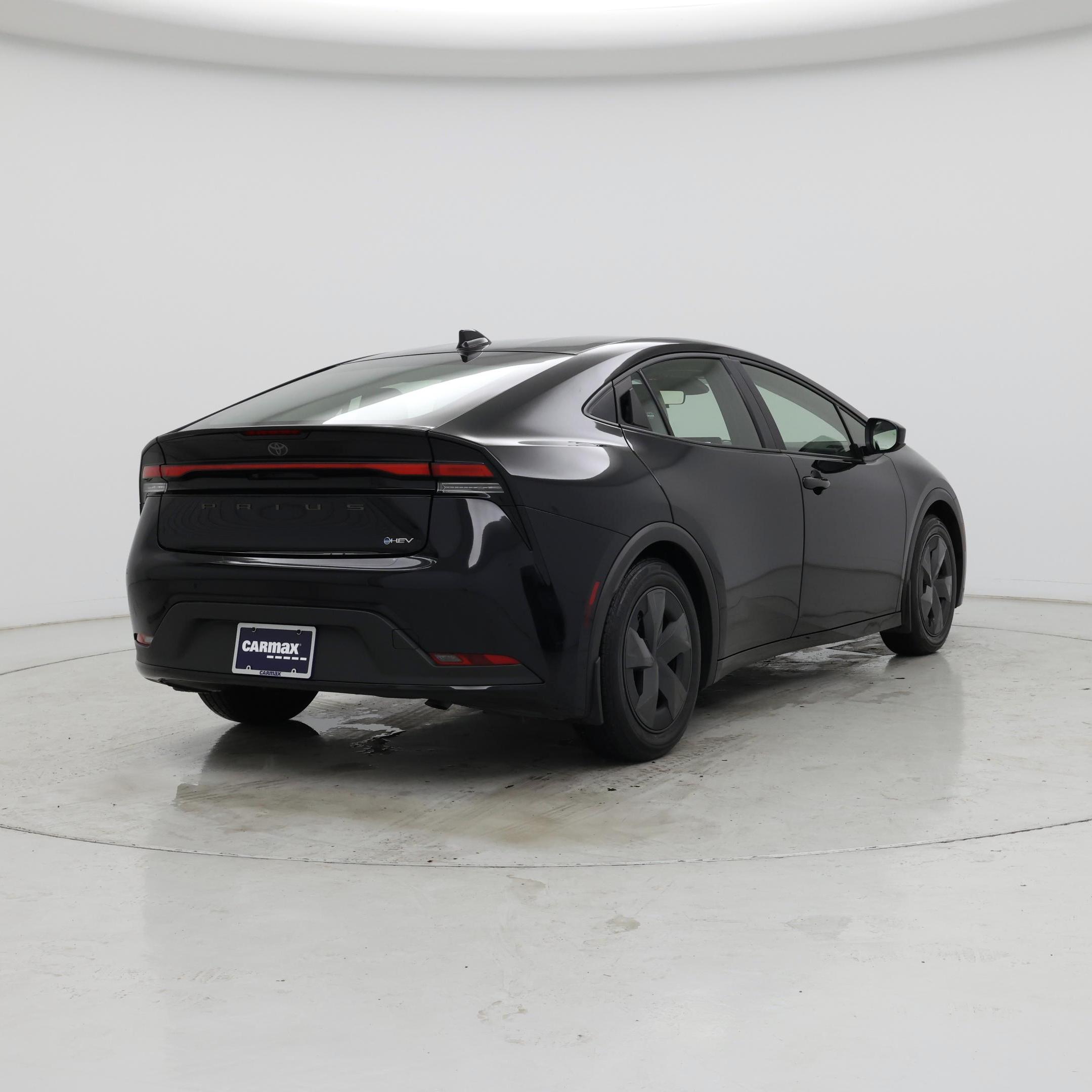 Thumbnail: 2024 Toyota Prius - 8