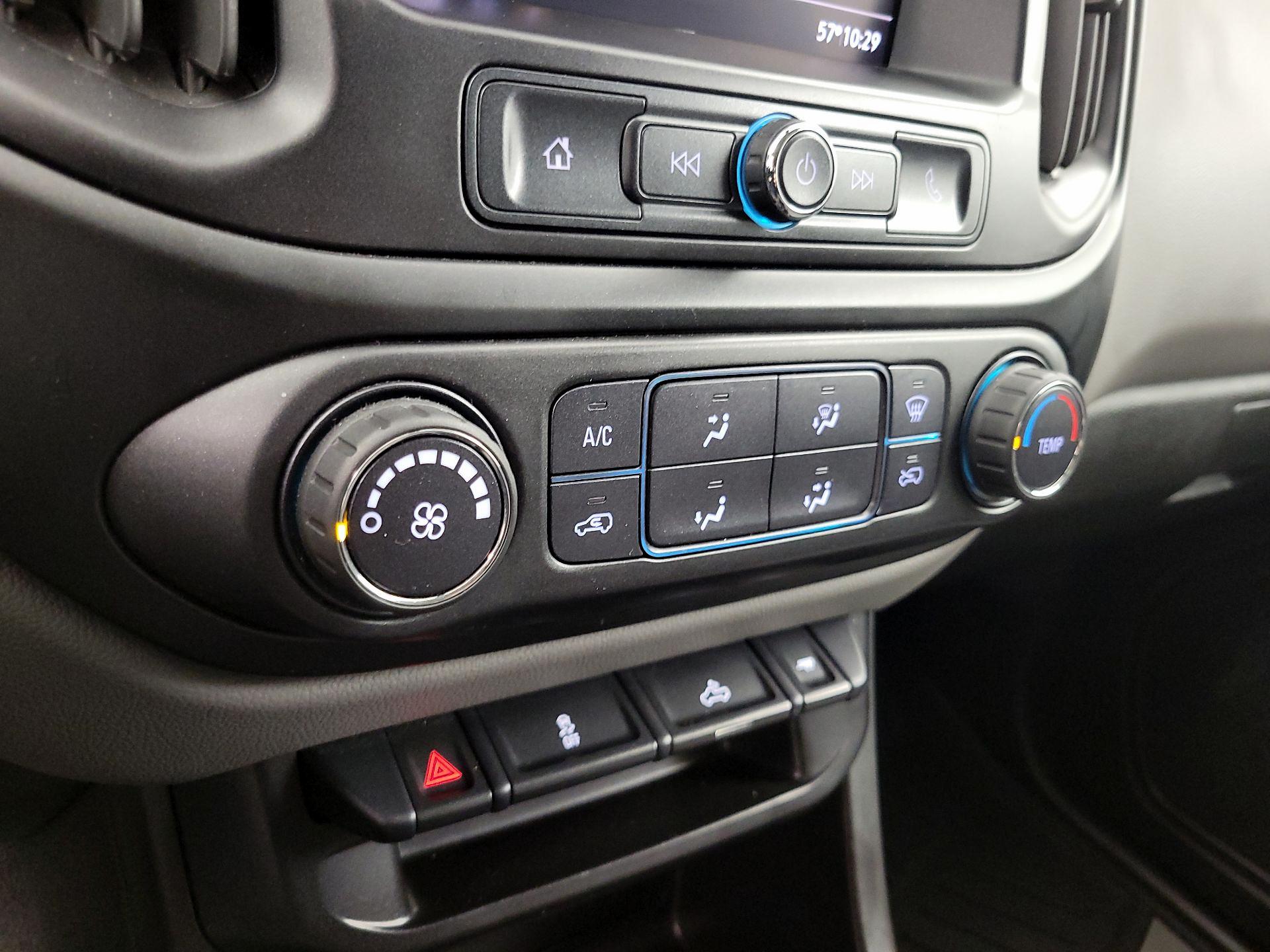 Thumbnail: 2021 Chevrolet Colorado - 16