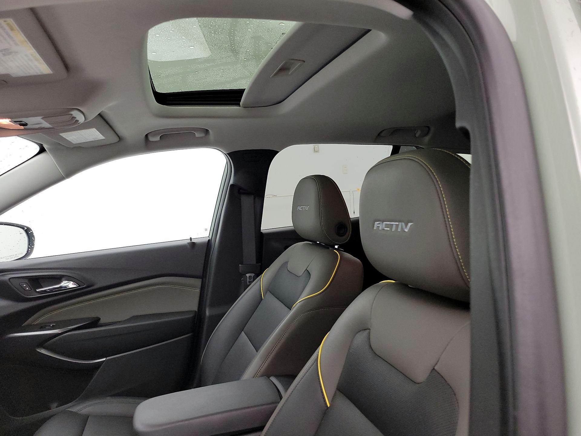 Thumbnail: 2024 Chevrolet Trax - 19