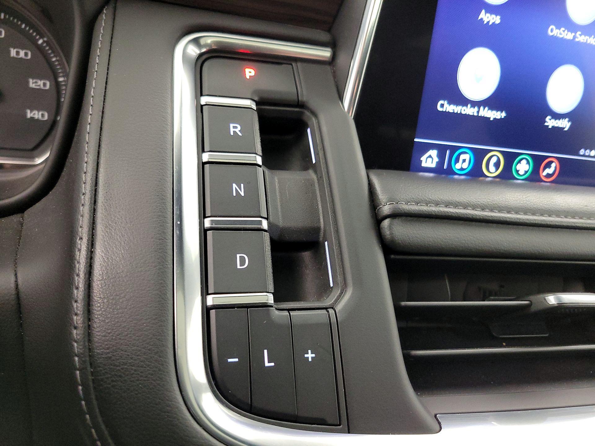 Thumbnail: 2021 Chevrolet Suburban - 17