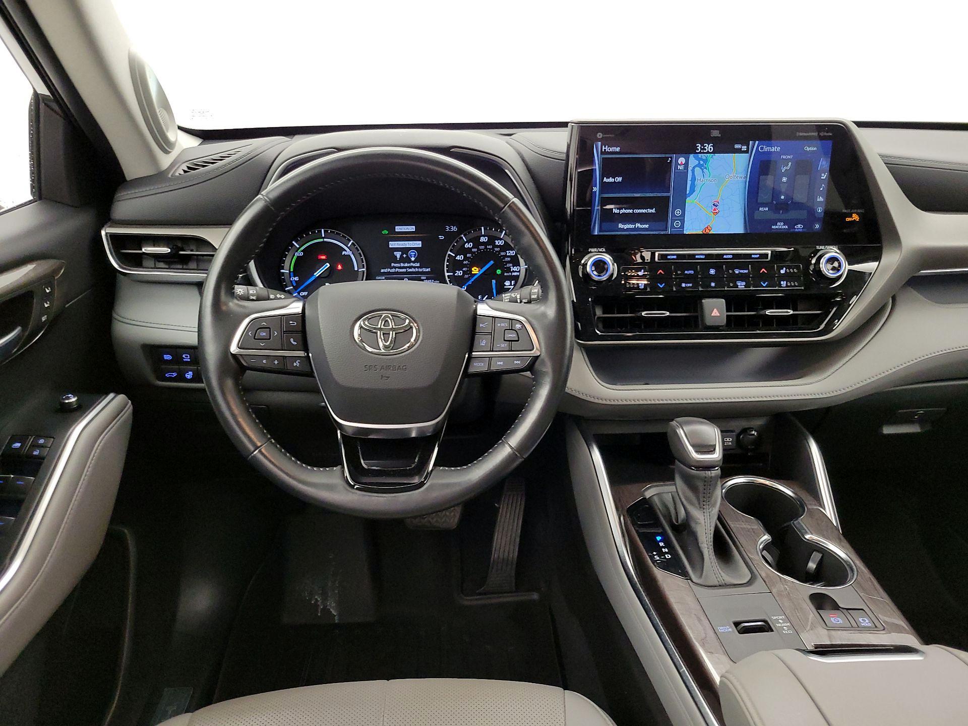 Thumbnail: 2021 Toyota Highlander - 10