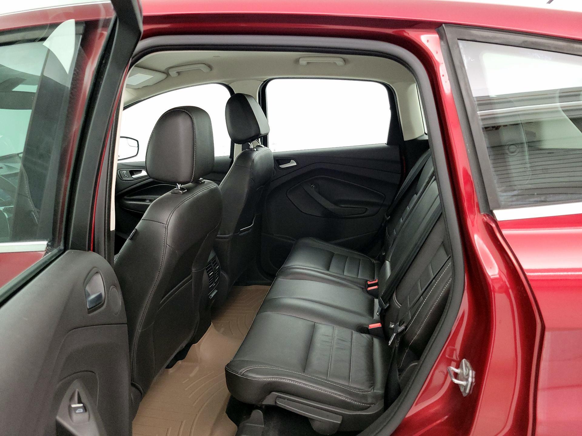 Thumbnail: 2015 Ford C-Max - 20