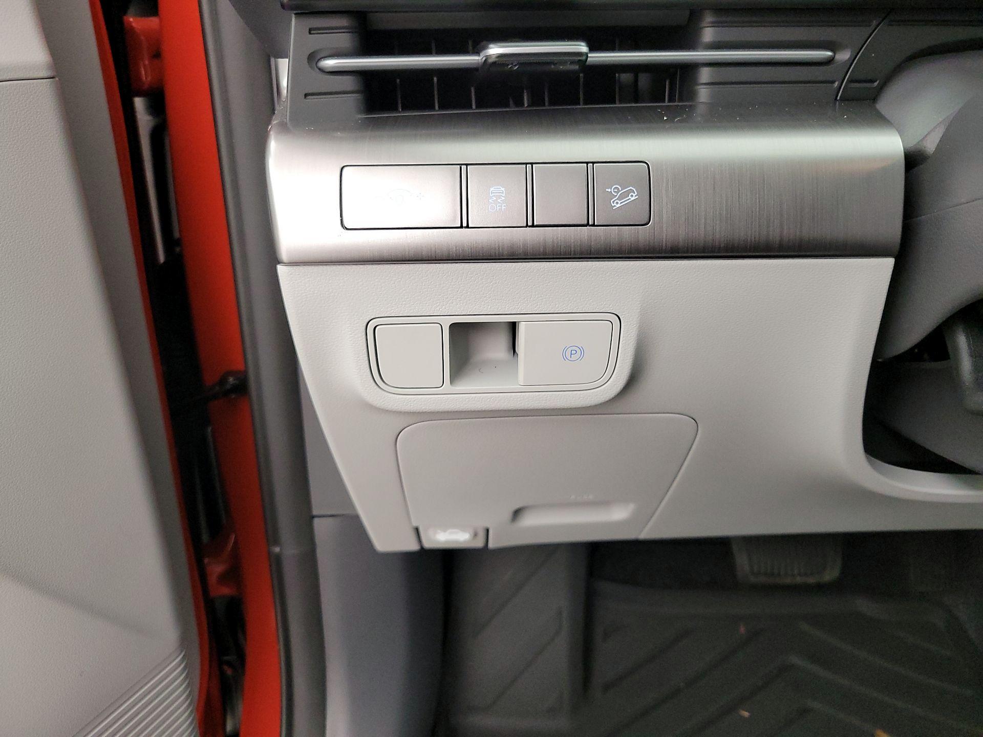 Thumbnail: 2025 Hyundai Kona - 13