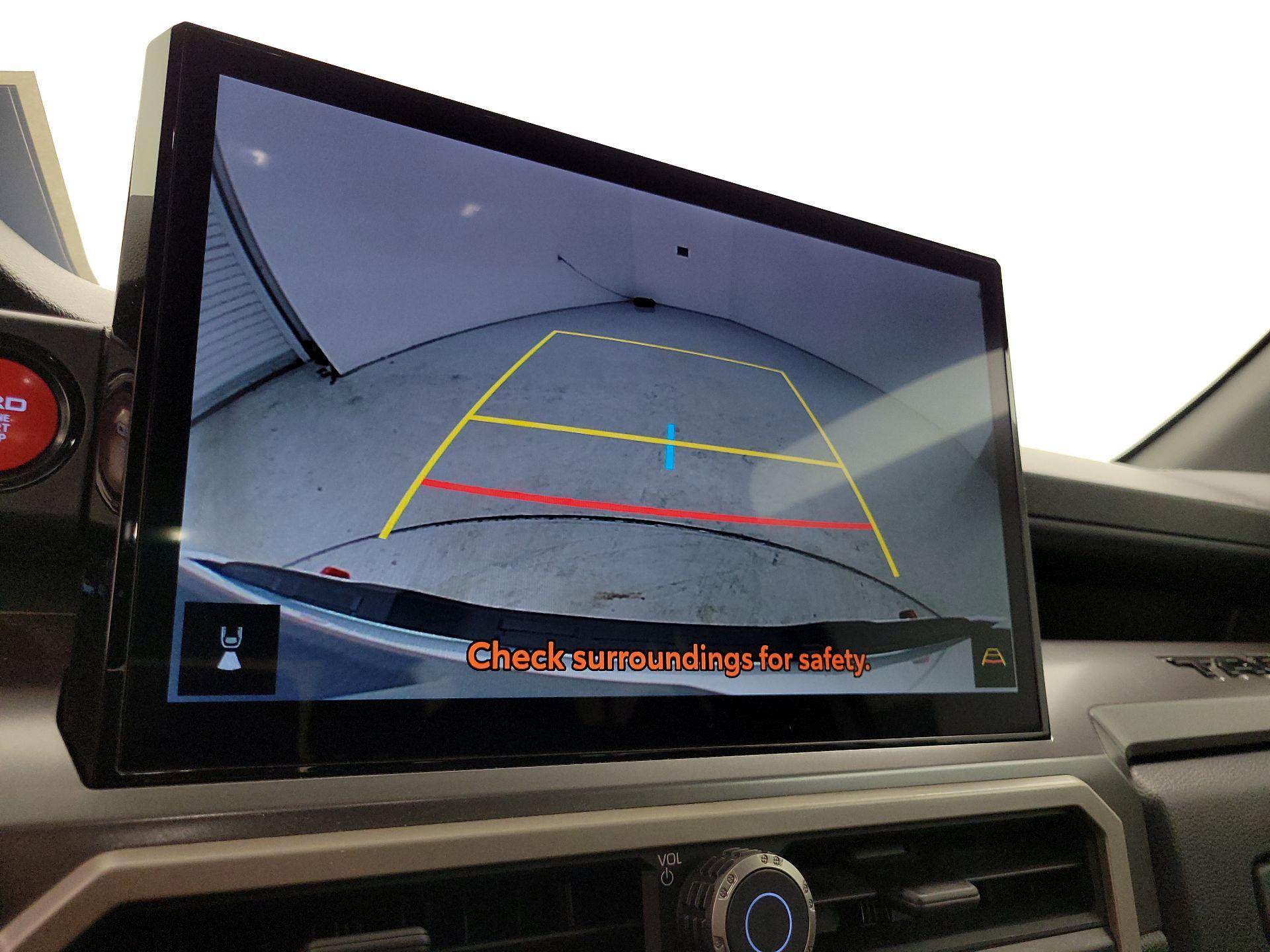 Thumbnail: 2024 Toyota Tacoma - 14