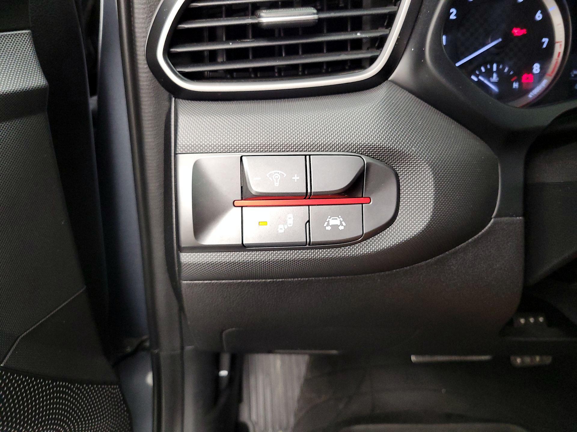 Thumbnail: 2020 Hyundai Veloster - 13