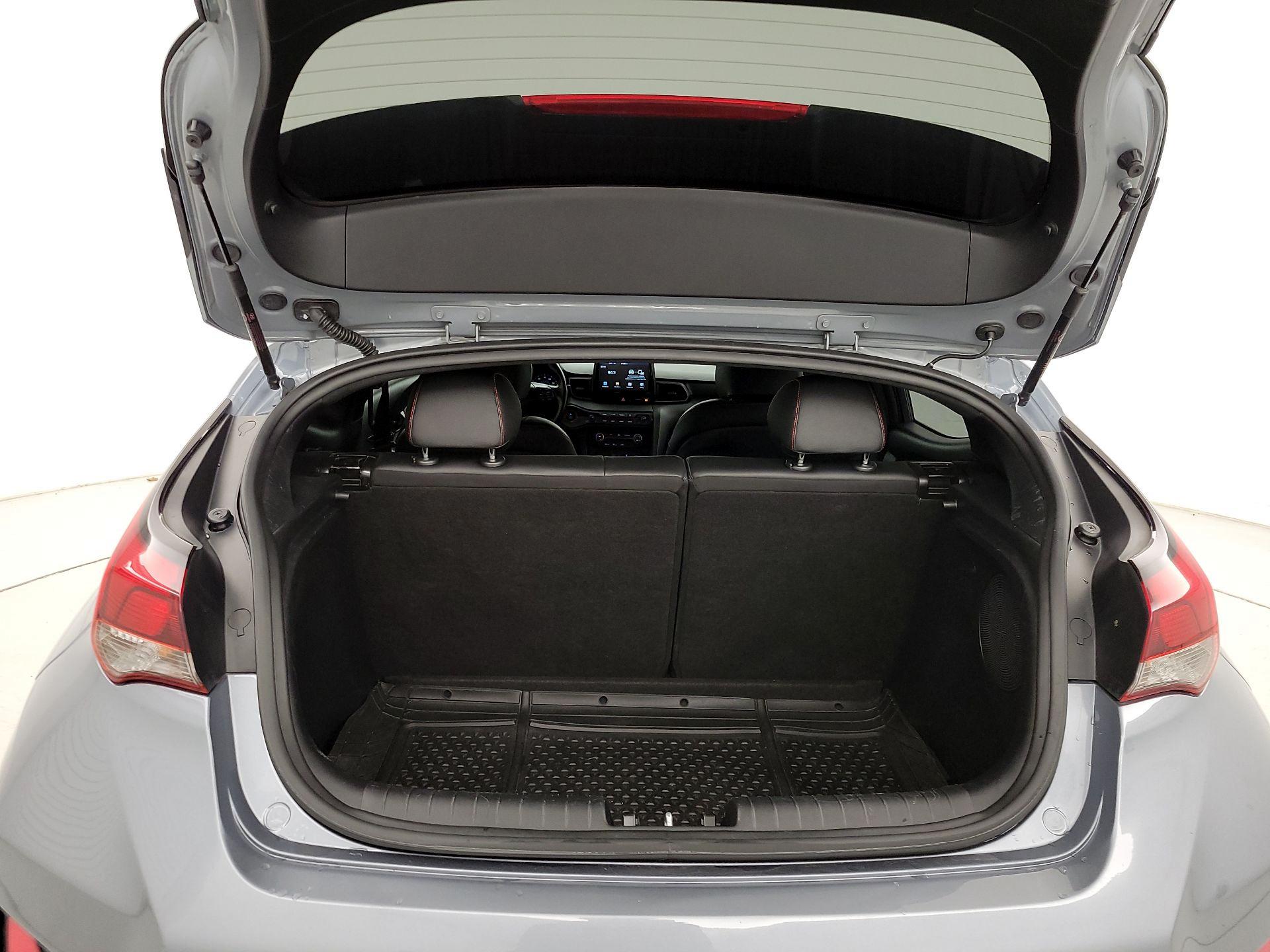 Thumbnail: 2020 Hyundai Veloster - 19