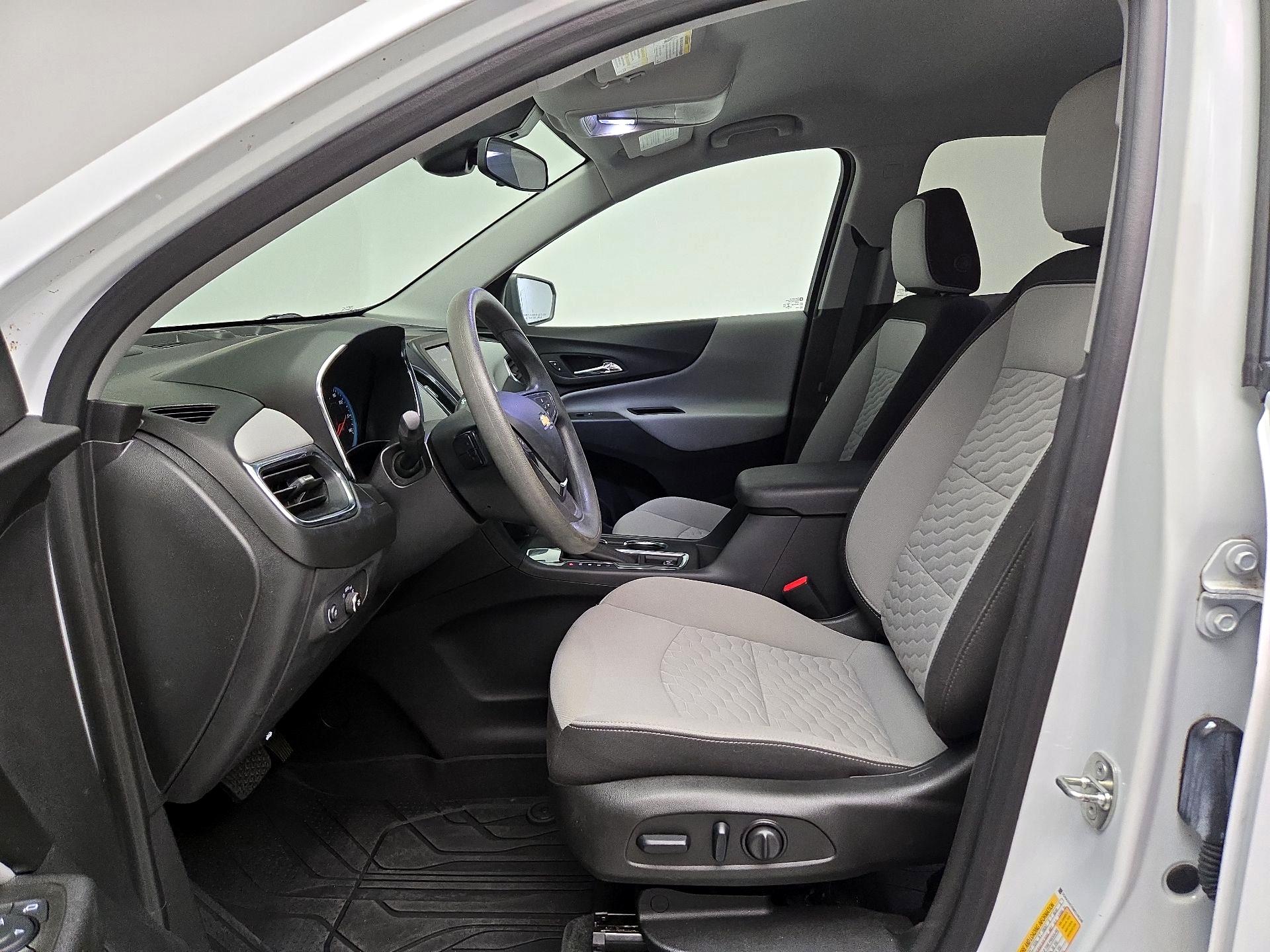 Thumbnail: 2021 Chevrolet Equinox - 11