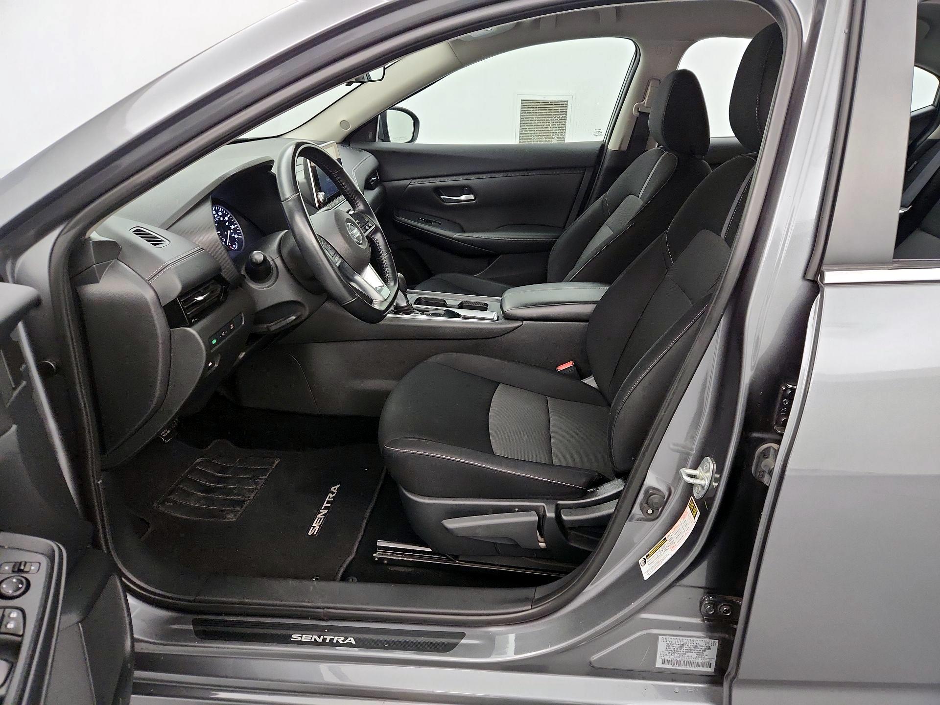 Thumbnail: 2022 Nissan Sentra - 11