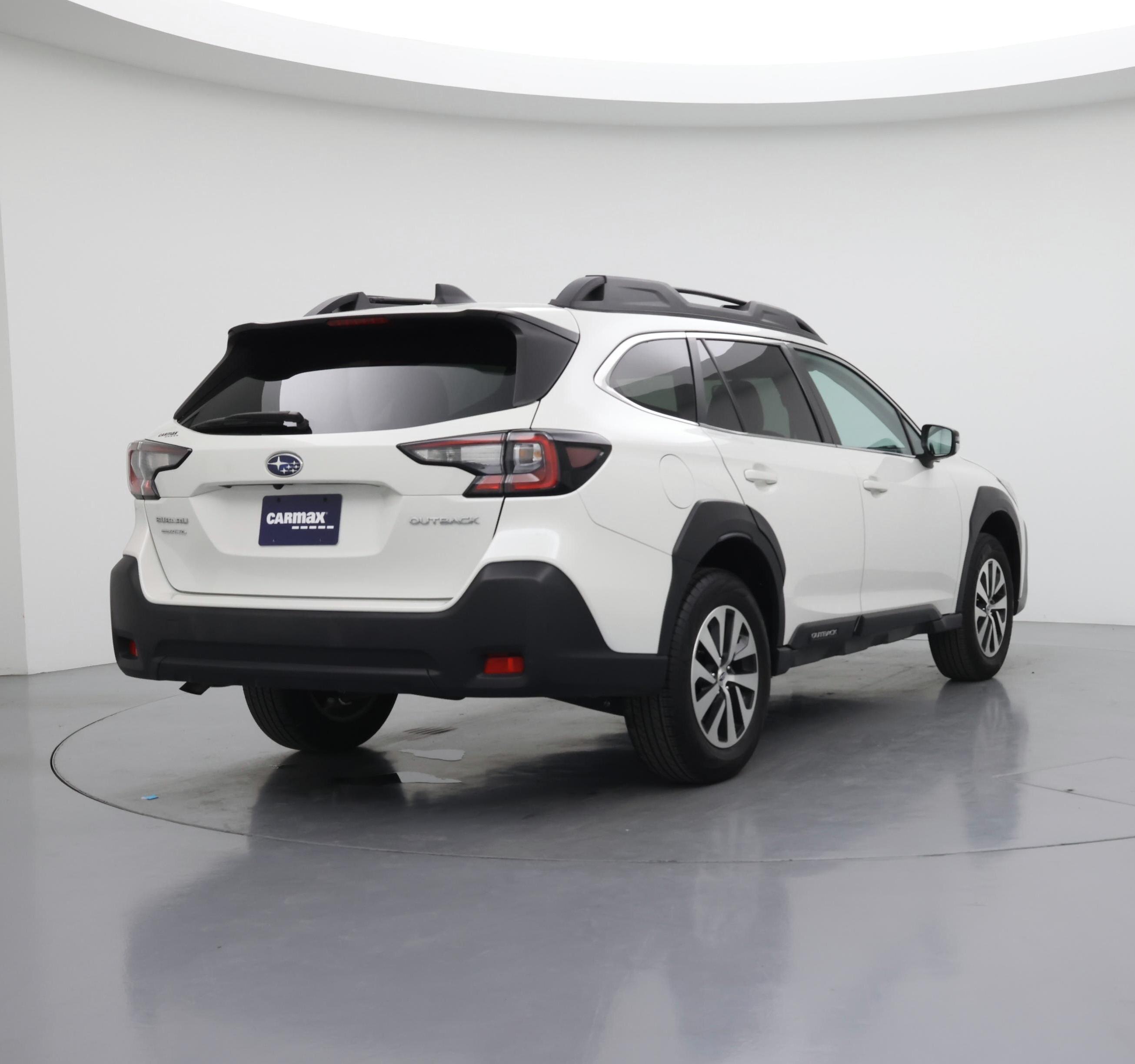 Thumbnail: 2023 Subaru Outback - 8