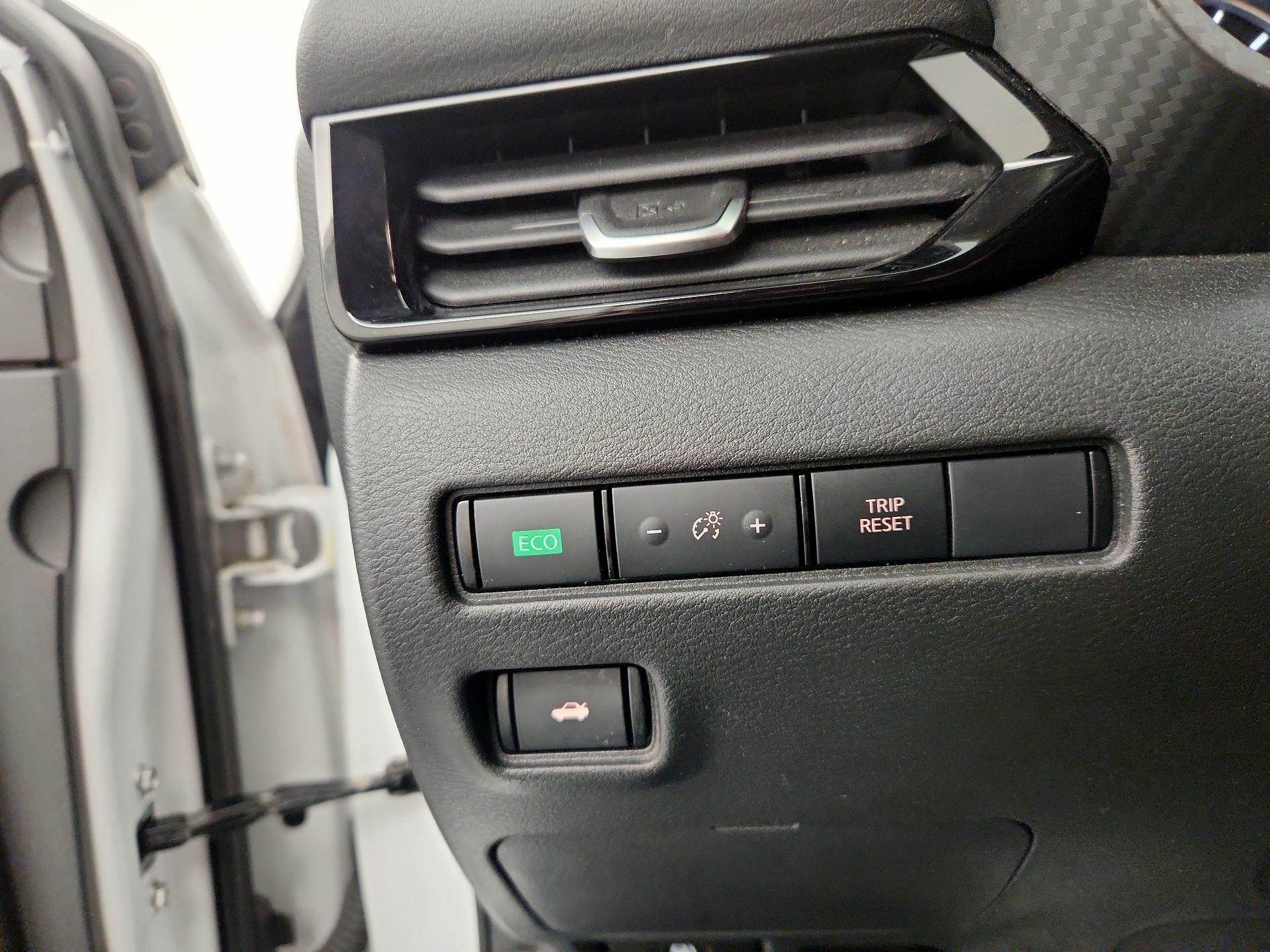 Thumbnail: 2023 Nissan Sentra - 13