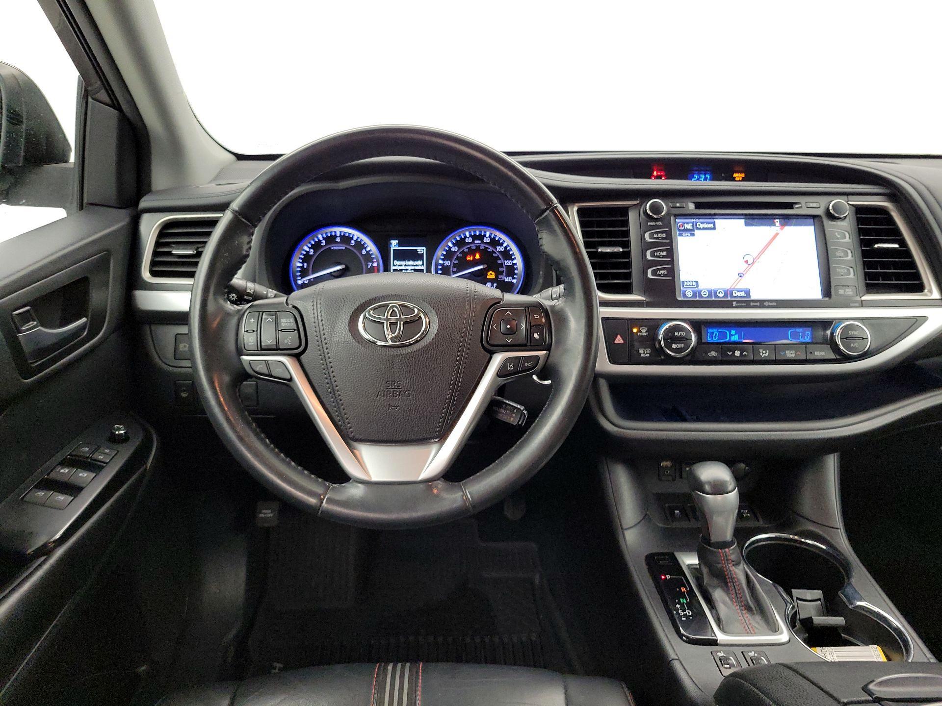 Thumbnail: 2019 Toyota Highlander - 10