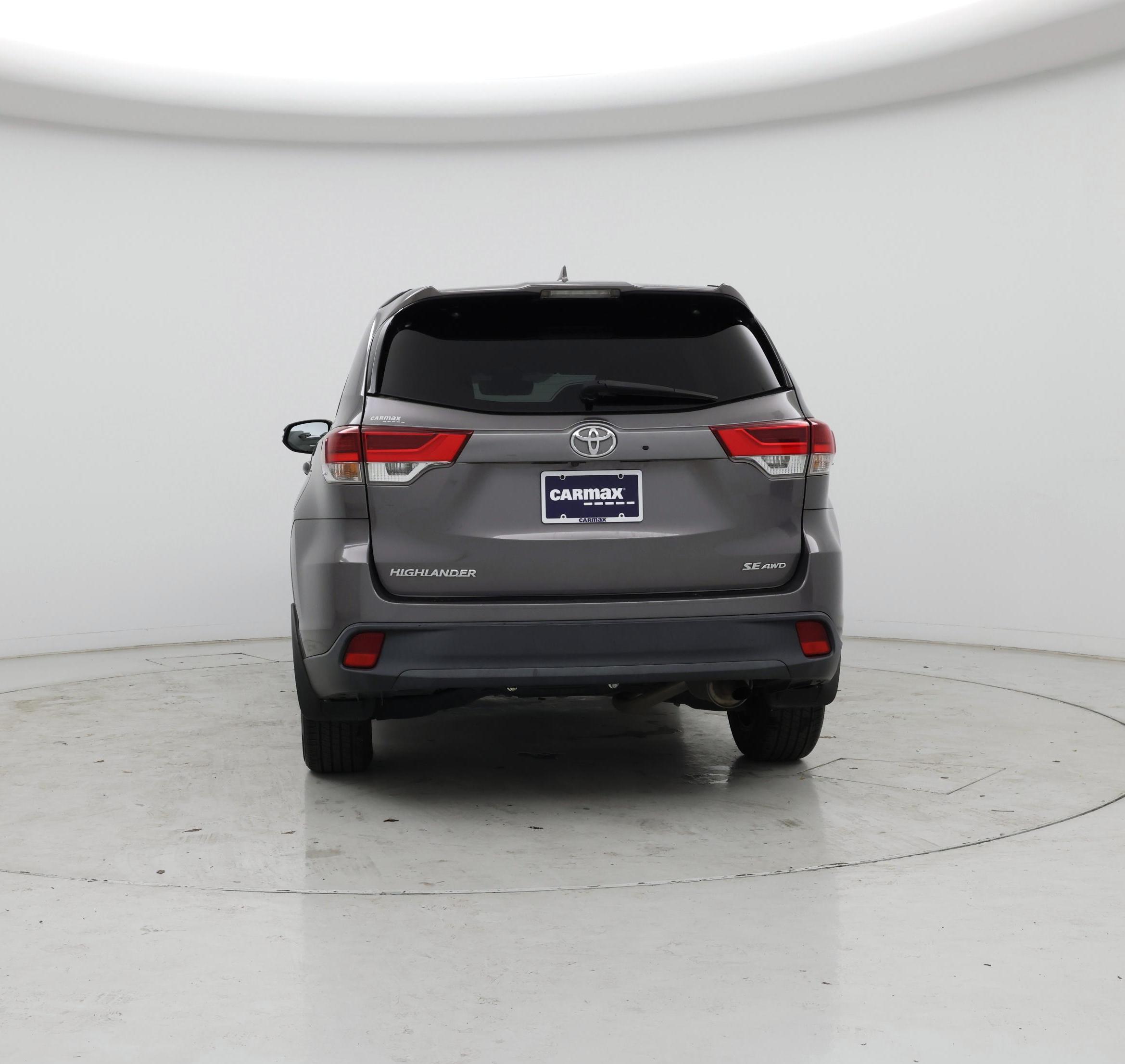 Thumbnail: 2019 Toyota Highlander - 6