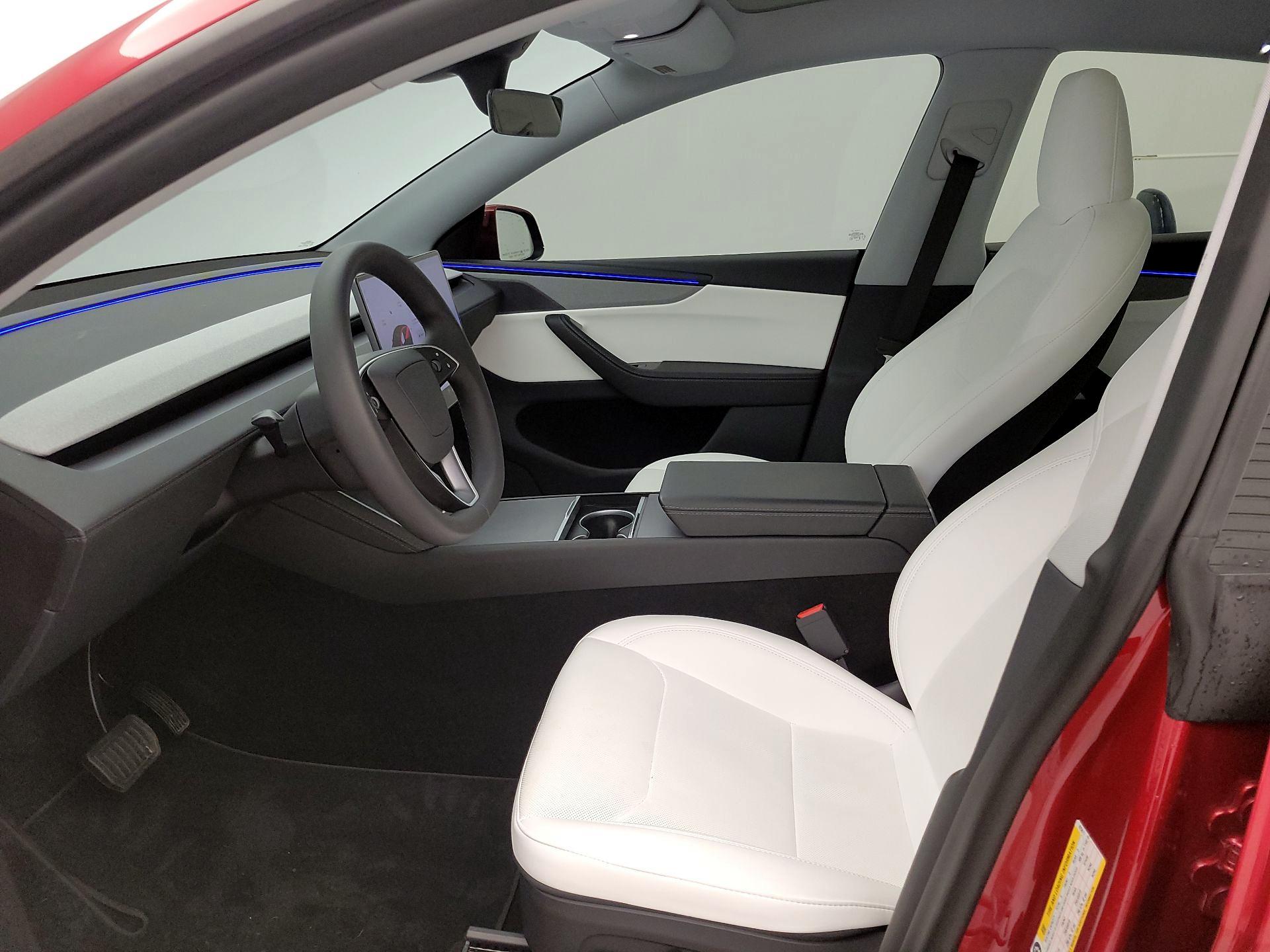 Thumbnail: 2026 Tesla Model Y - 11