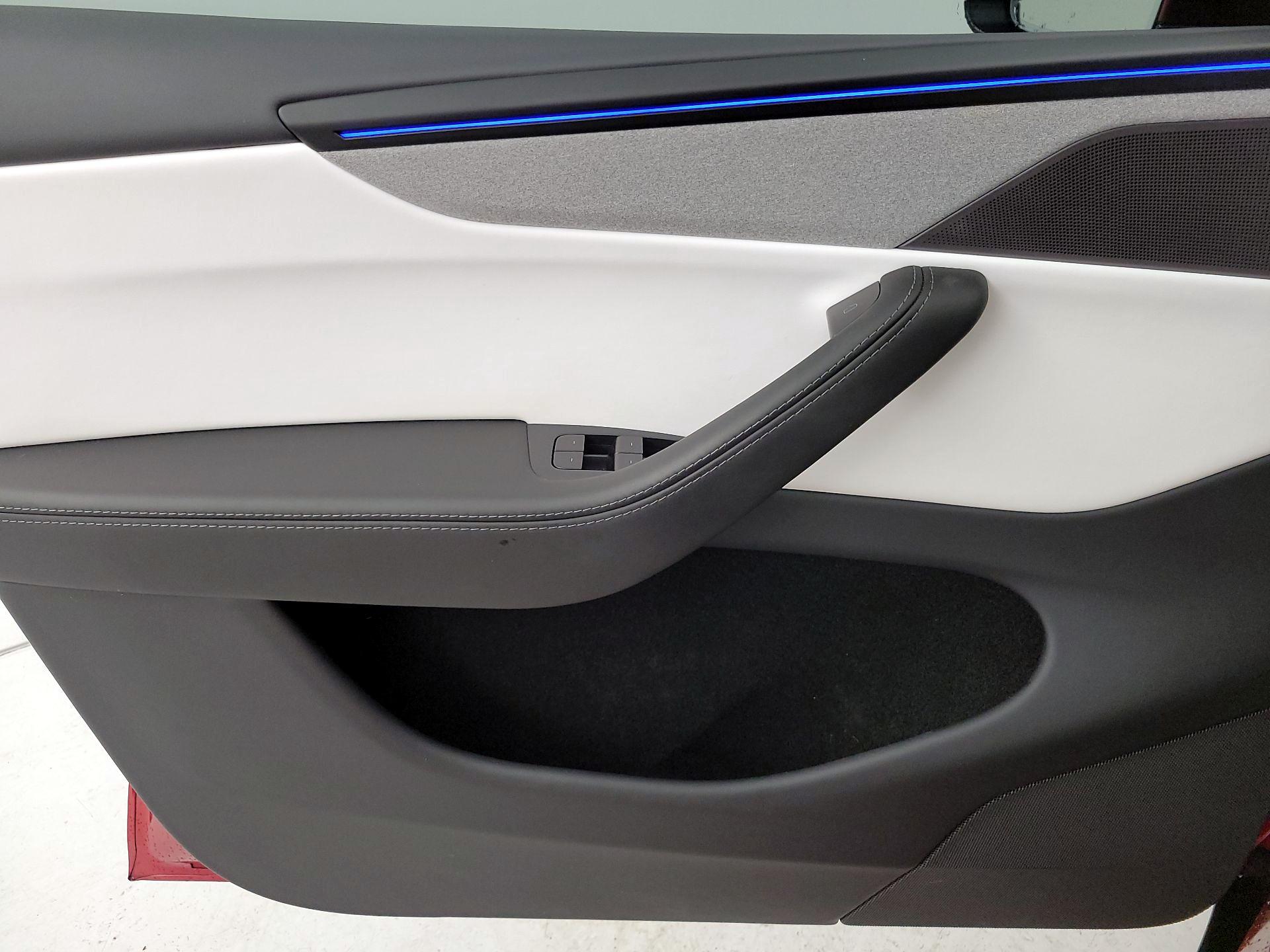 Thumbnail: 2026 Tesla Model Y - 12