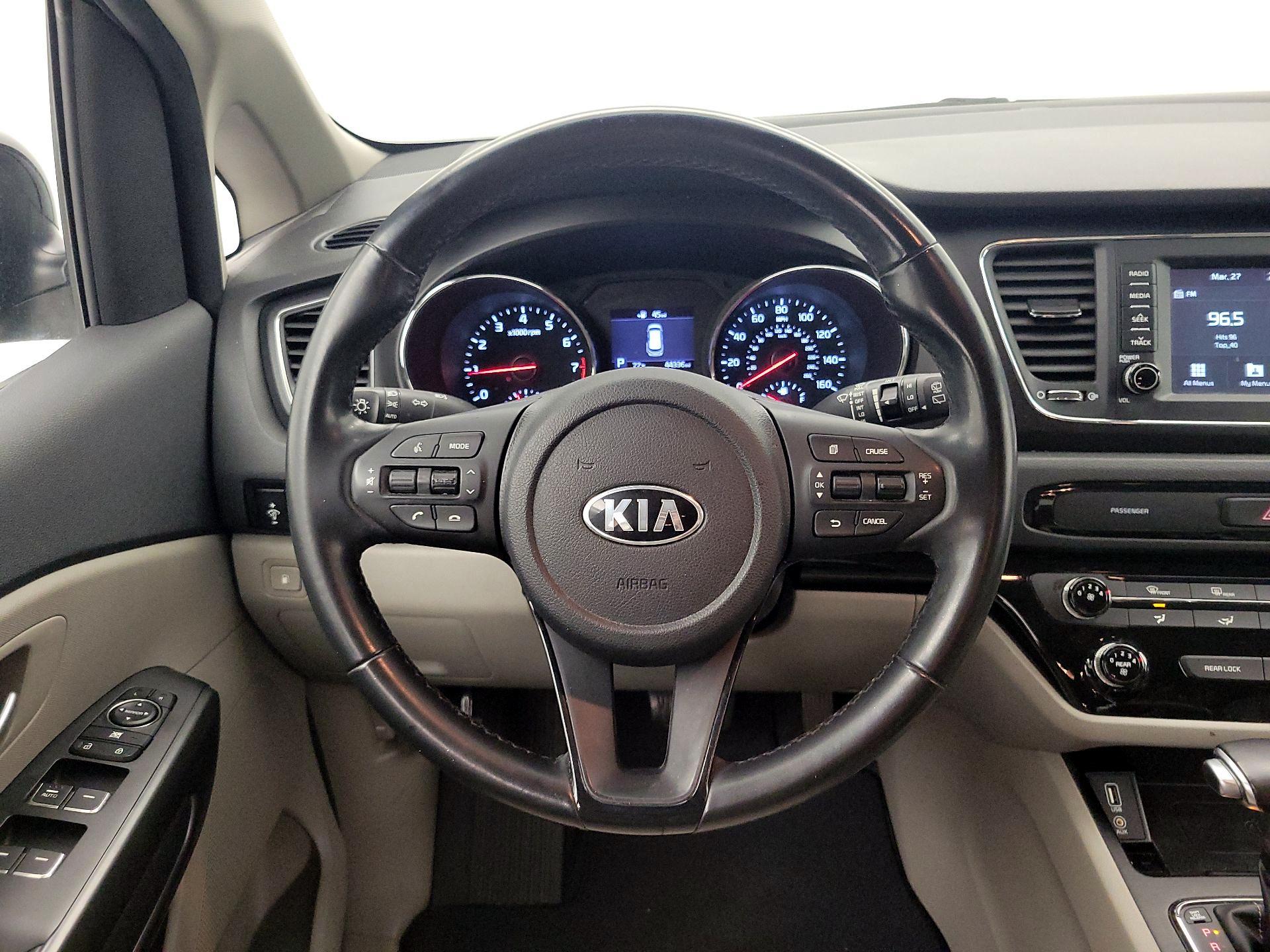 Thumbnail: 2019 Kia Sedona - 10