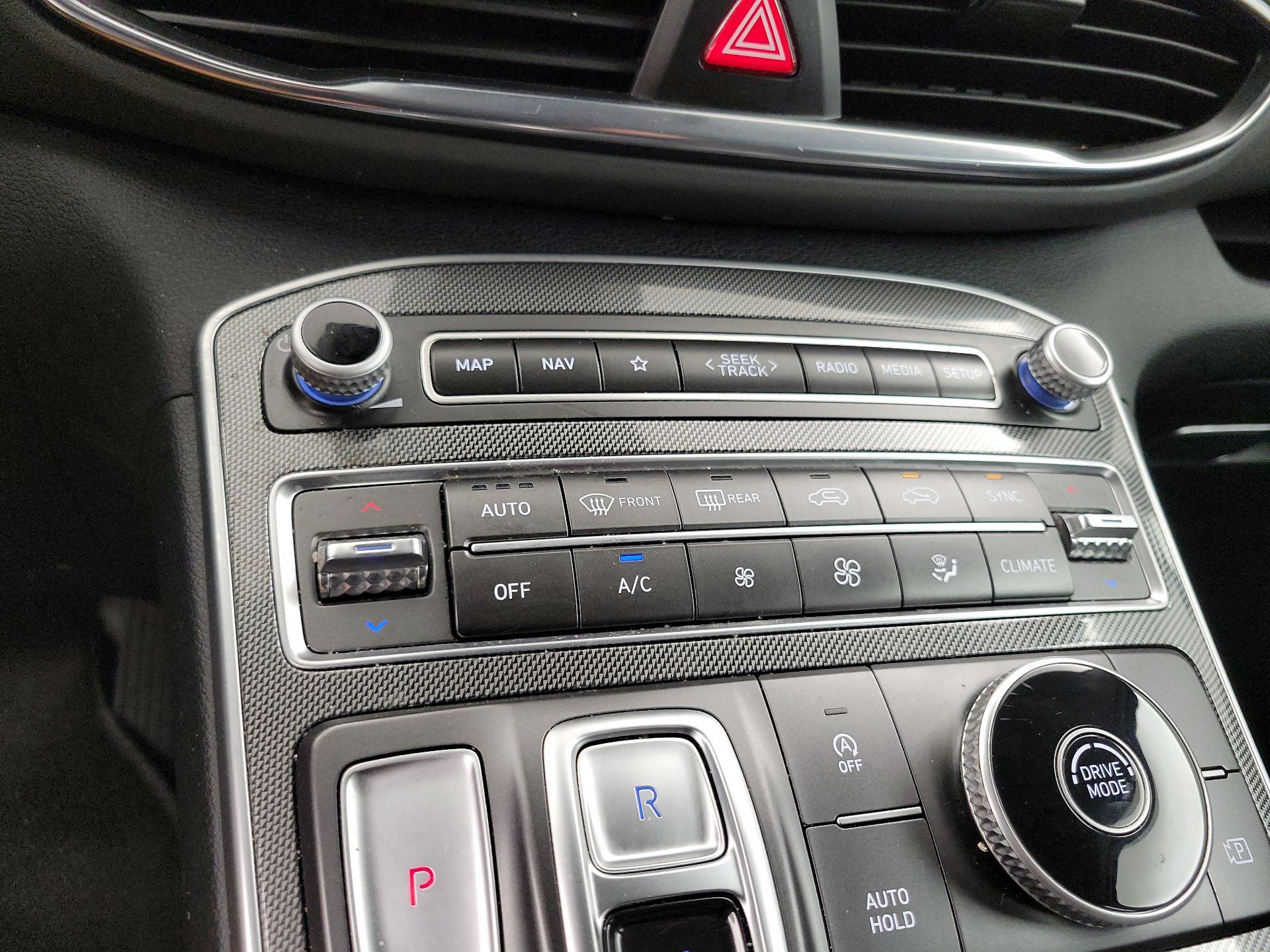 Thumbnail: 2023 Hyundai Santa Fe - 17