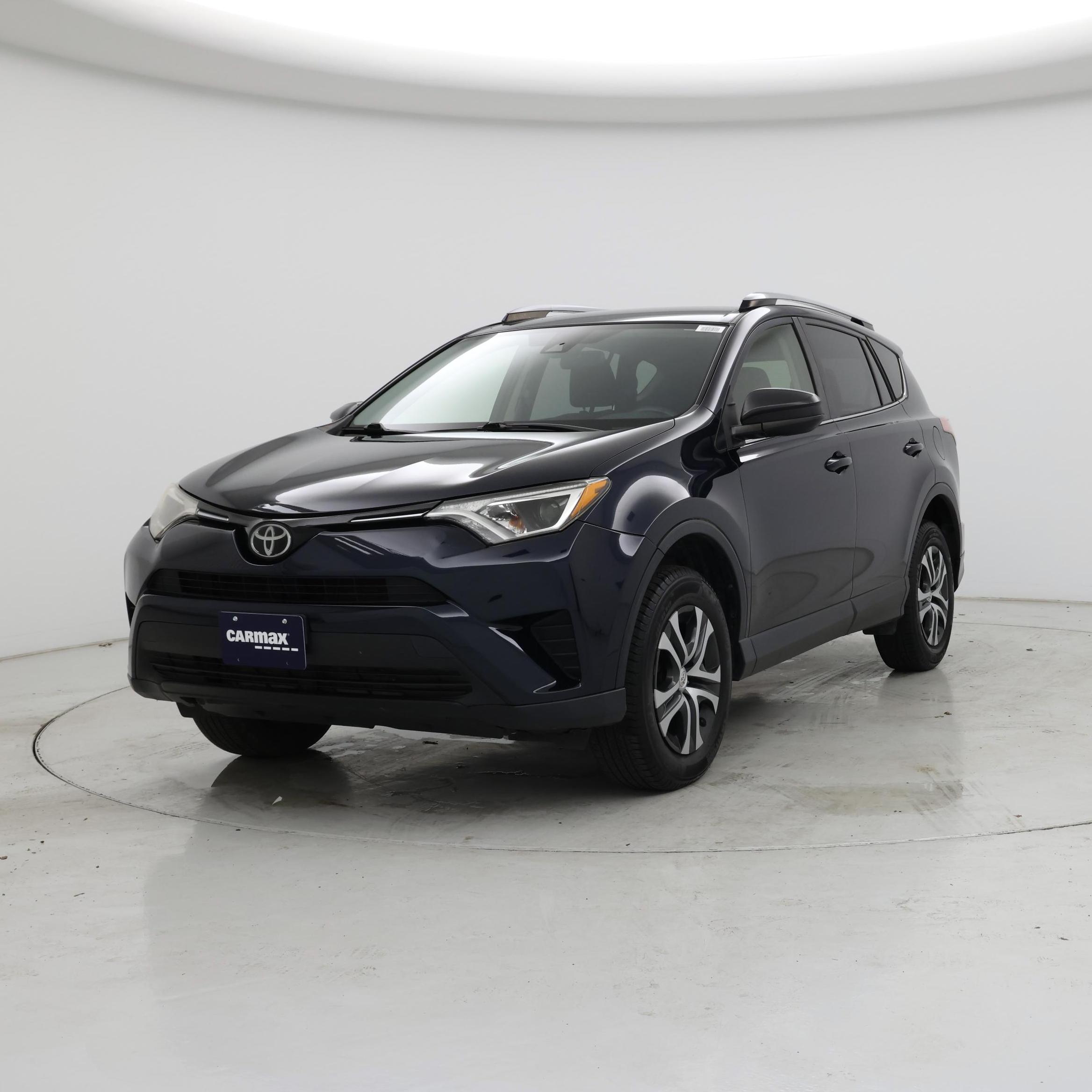 Thumbnail: 2018 Toyota RAV4 - 4