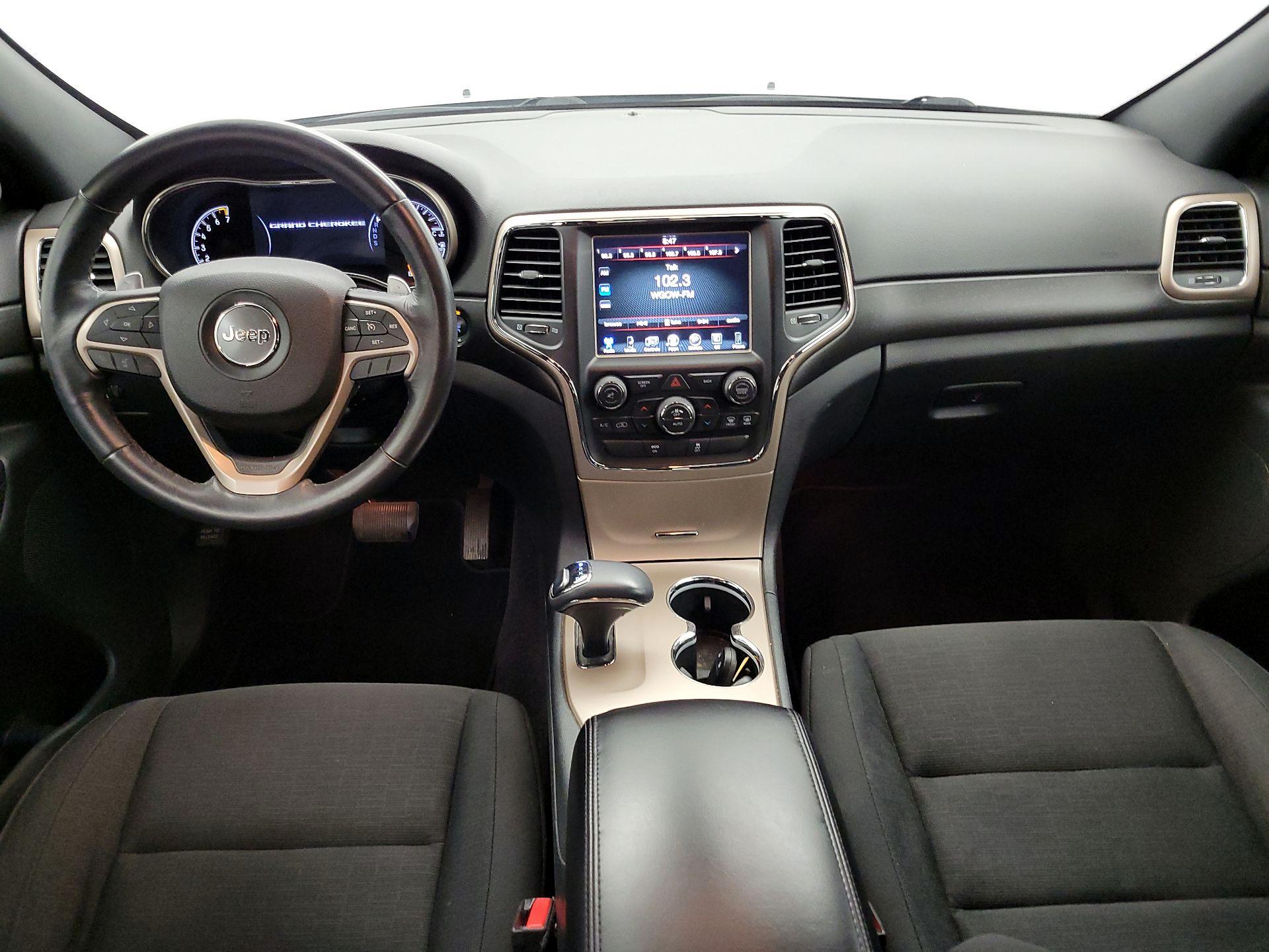 Thumbnail: 2015 Jeep Grand Cherokee - 9