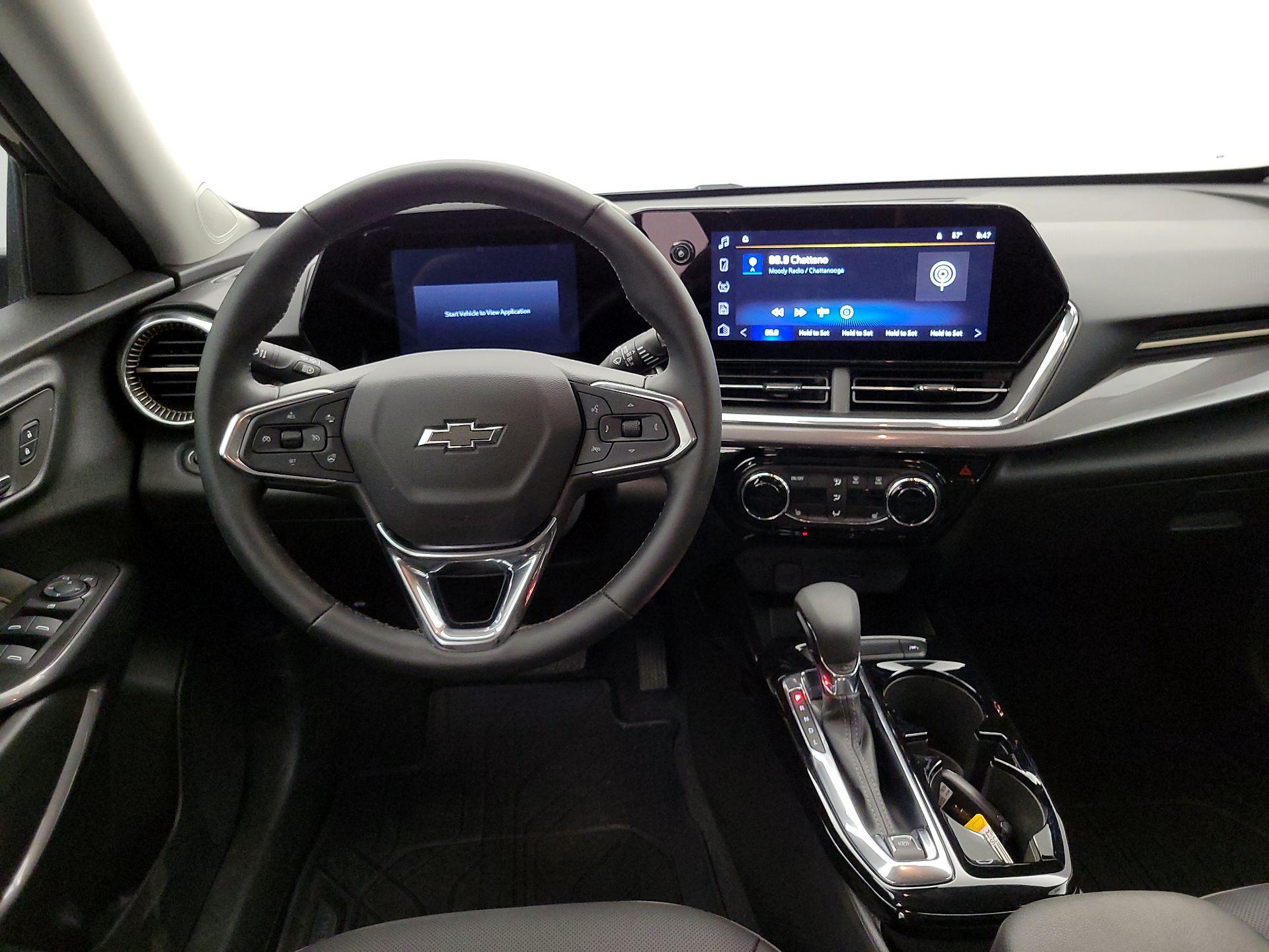 Thumbnail: 2025 Chevrolet Trax - 10