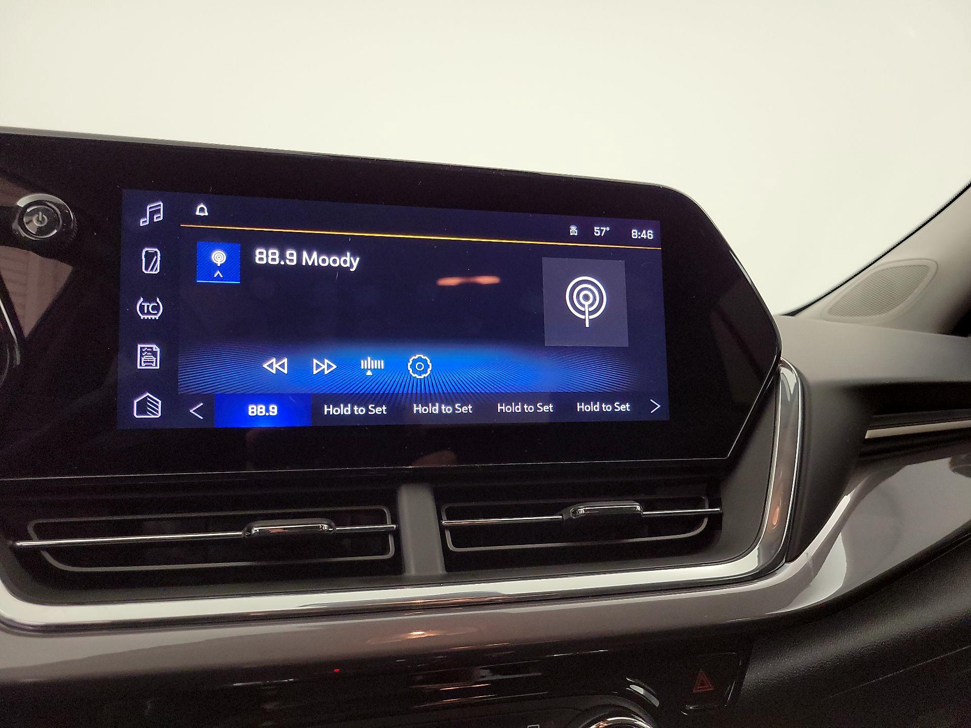 Thumbnail: 2025 Chevrolet Trax - 15