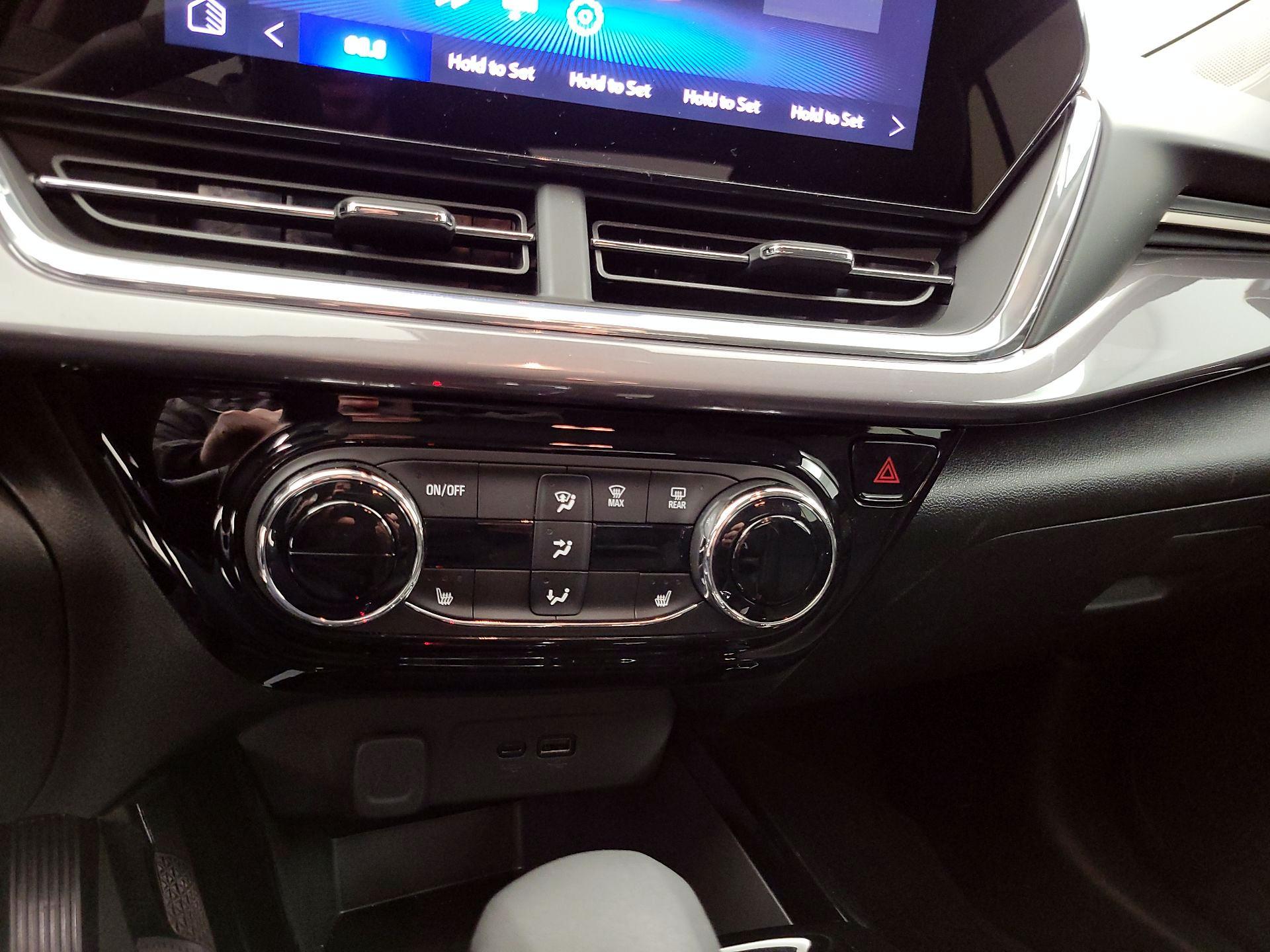 Thumbnail: 2025 Chevrolet Trax - 16