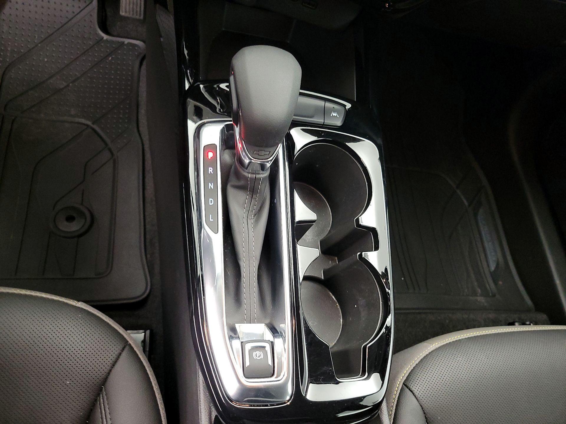 Thumbnail: 2025 Chevrolet Trax - 17