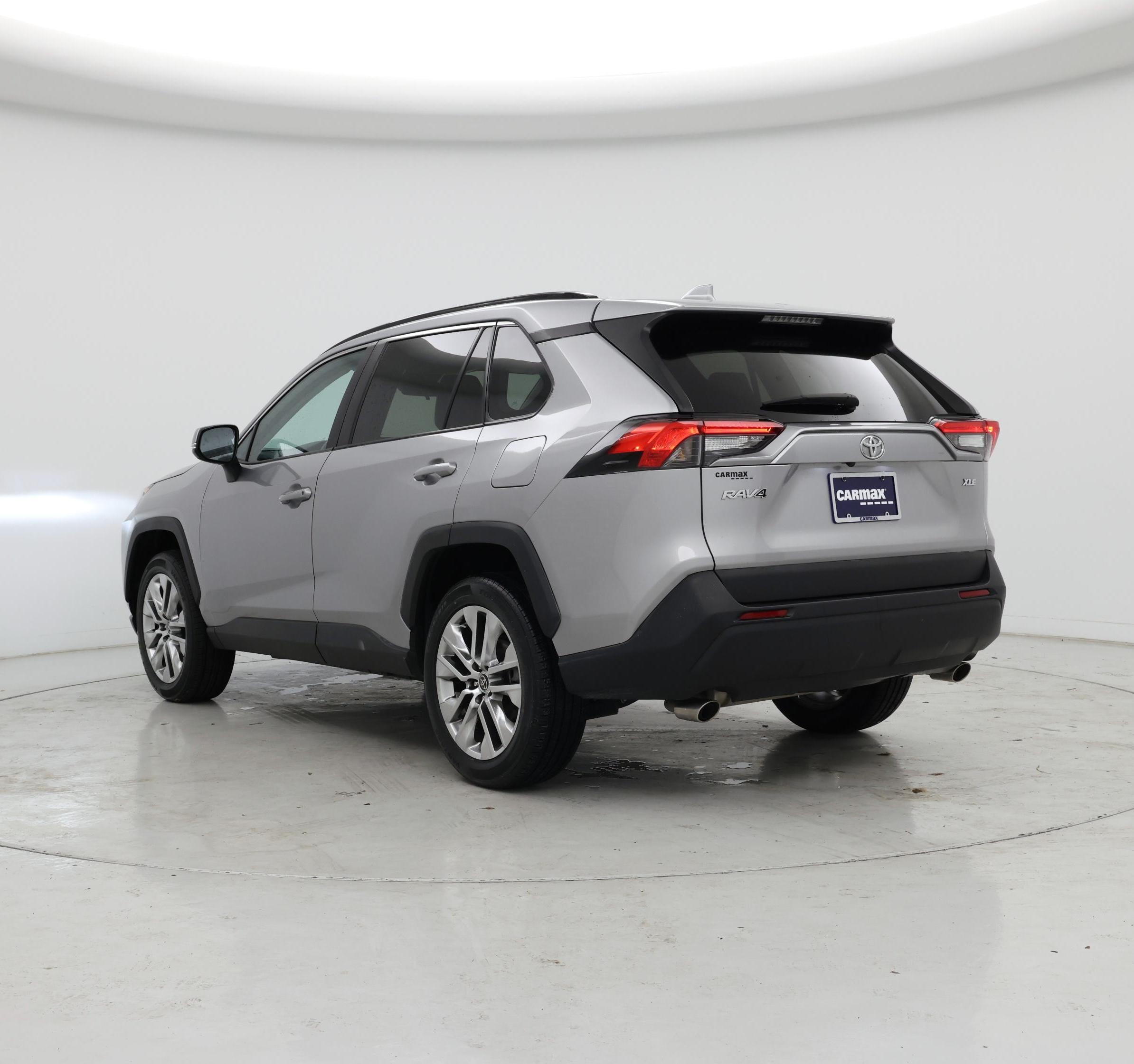 Thumbnail: 2021 Toyota RAV4 - 2