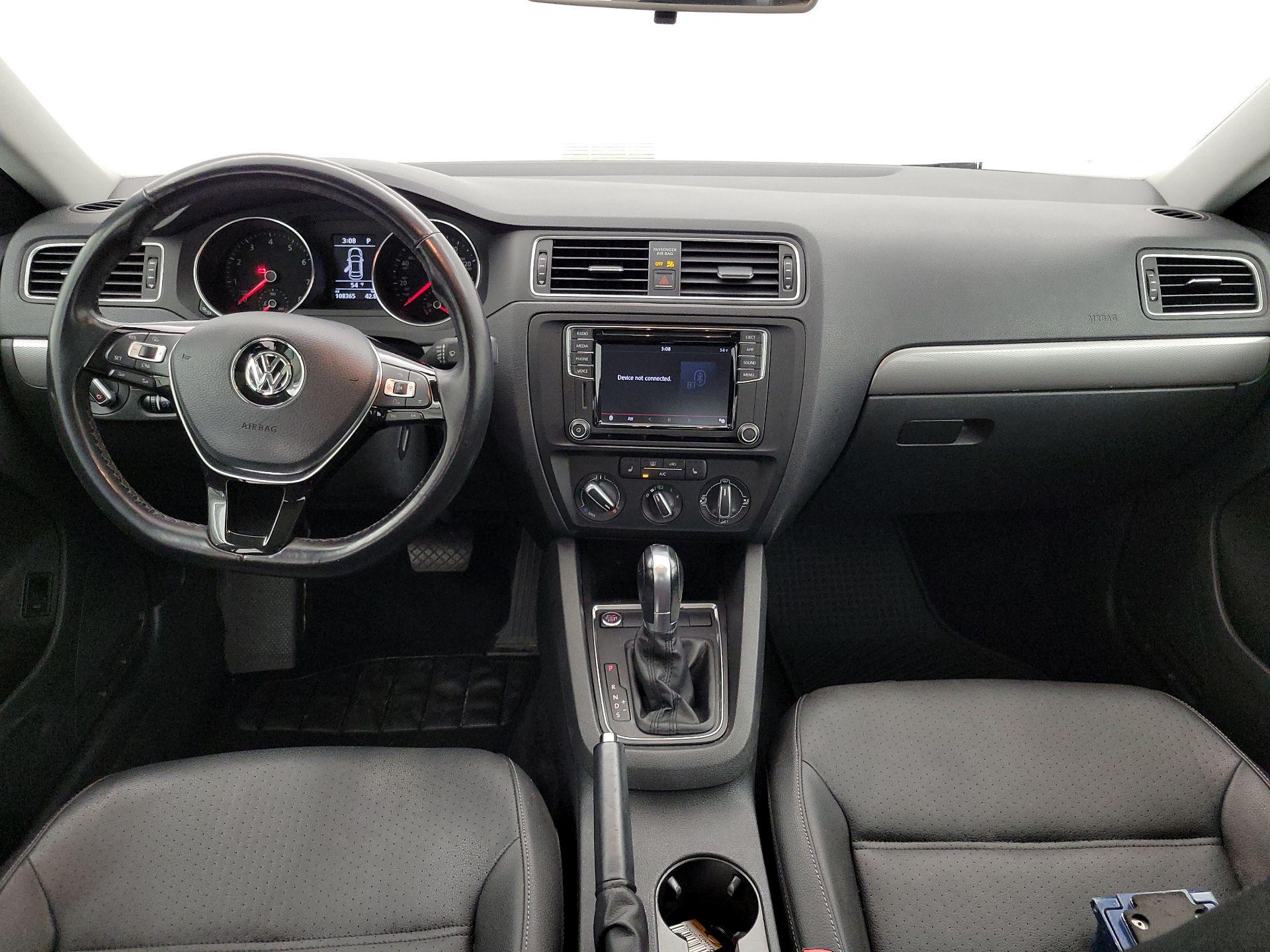 Thumbnail: 2018 Volkswagen Jetta - 9