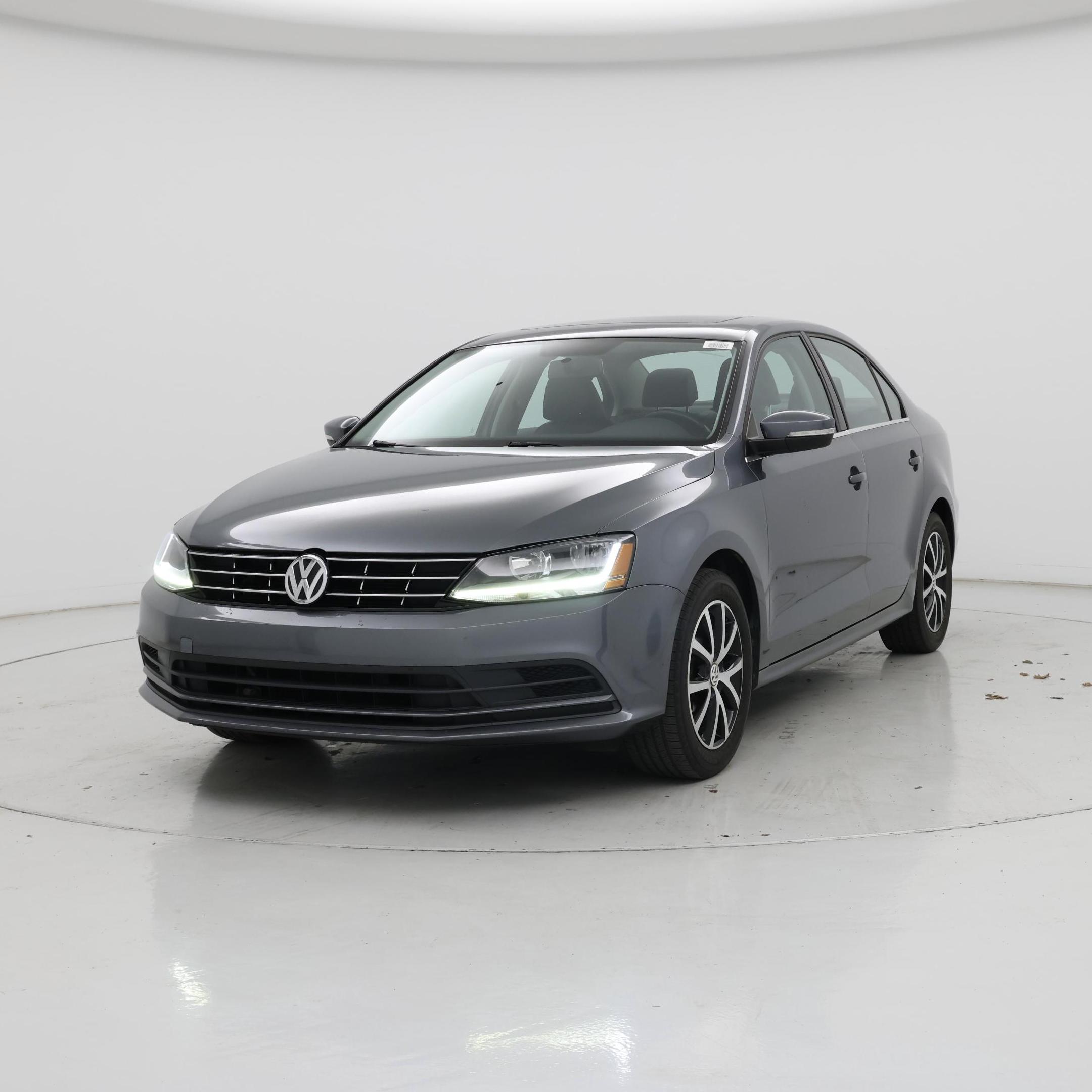 Thumbnail: 2018 Volkswagen Jetta - 4