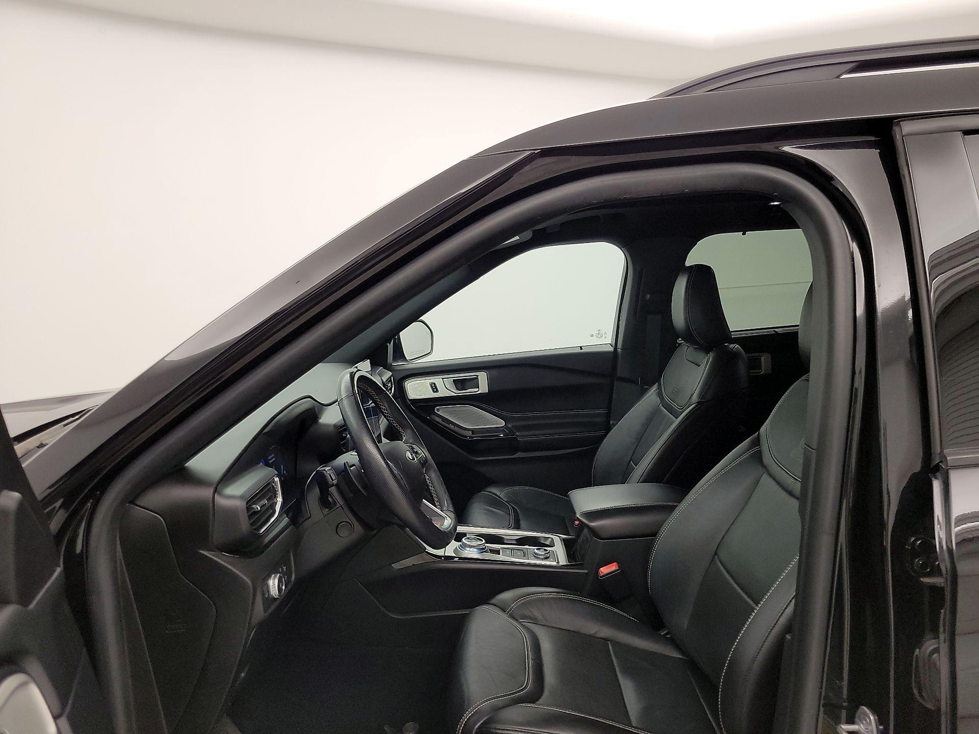 Thumbnail: 2021 Ford Explorer - 11