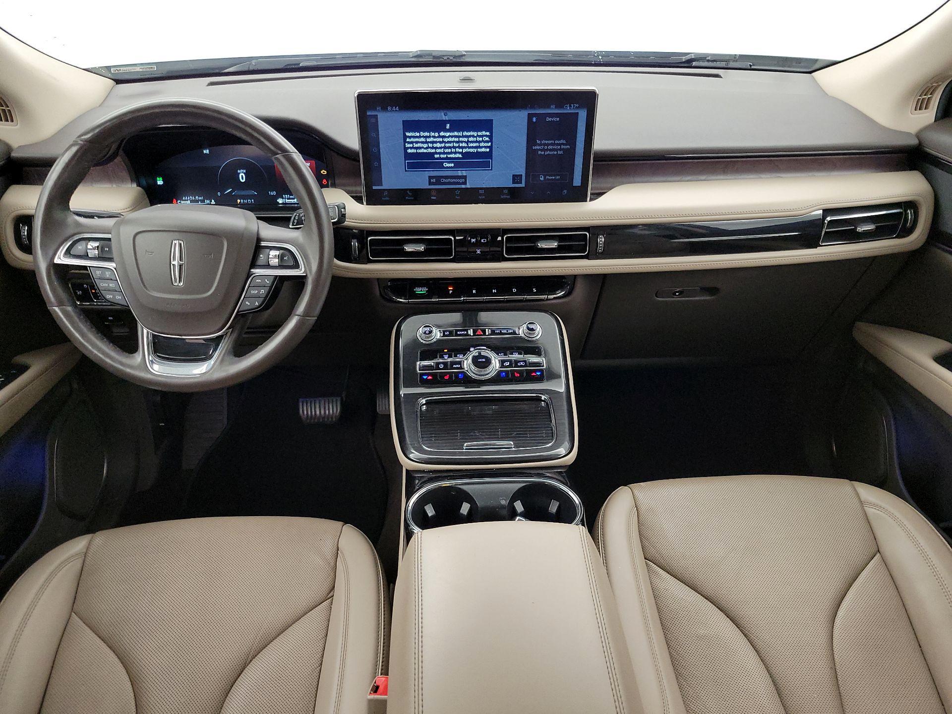 Thumbnail: 2023 Lincoln Nautilus - 9