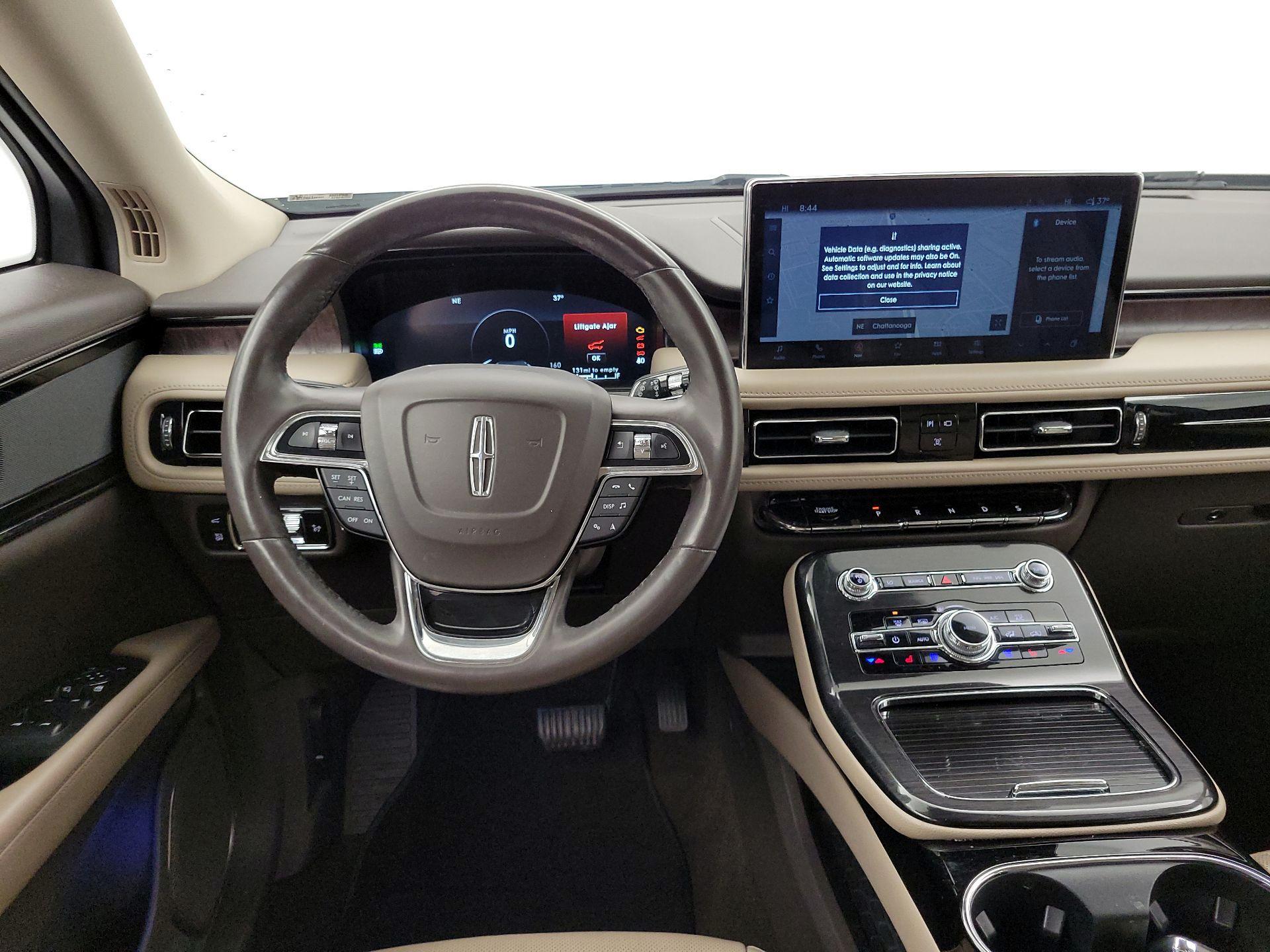 Thumbnail: 2023 Lincoln Nautilus - 10