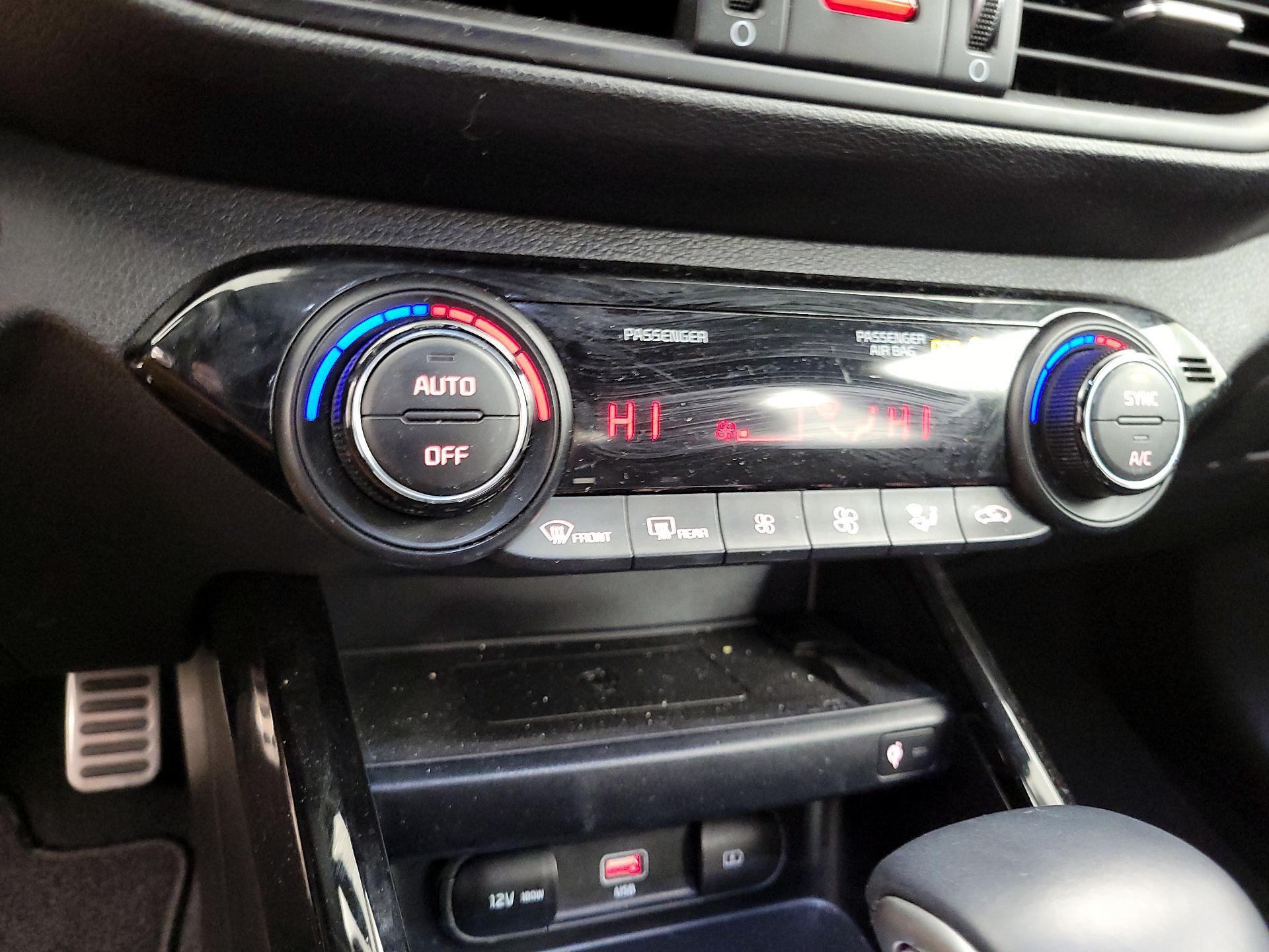 Thumbnail: 2023 Kia Forte - 17