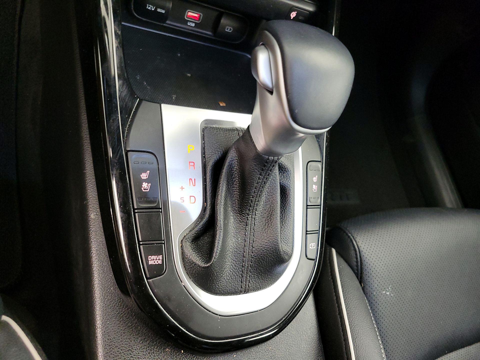 Thumbnail: 2023 Kia Forte - 18