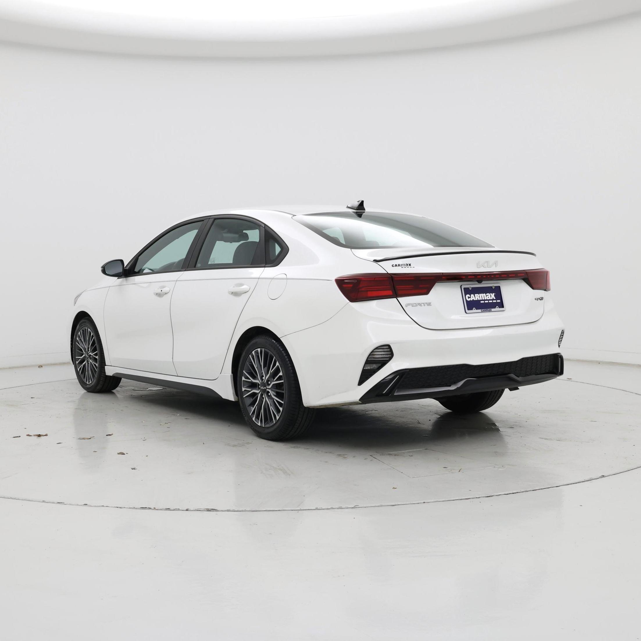 Thumbnail: 2023 Kia Forte - 2