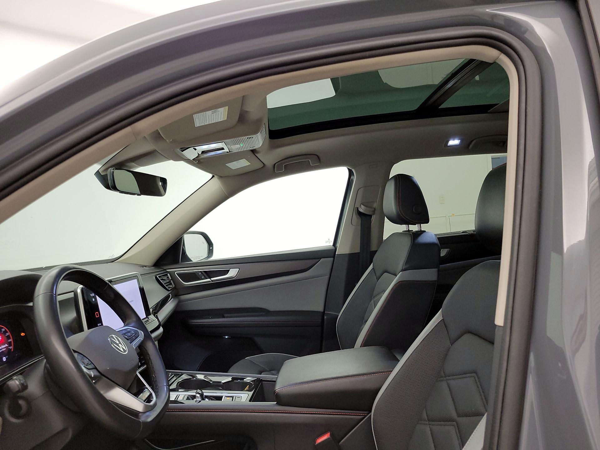 Thumbnail: 2024 Volkswagen Atlas - 19