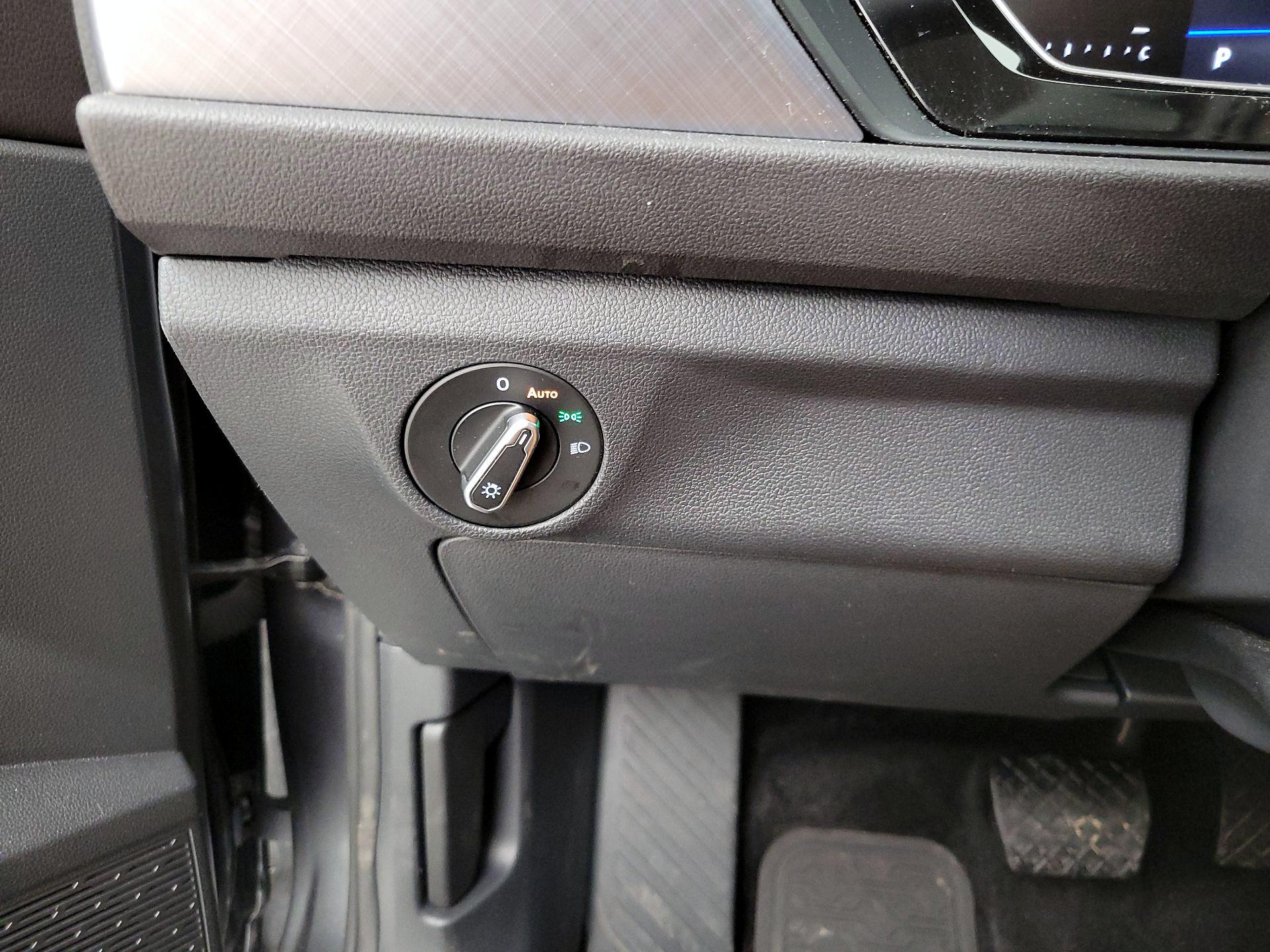 Thumbnail: 2024 Volkswagen Jetta - 13