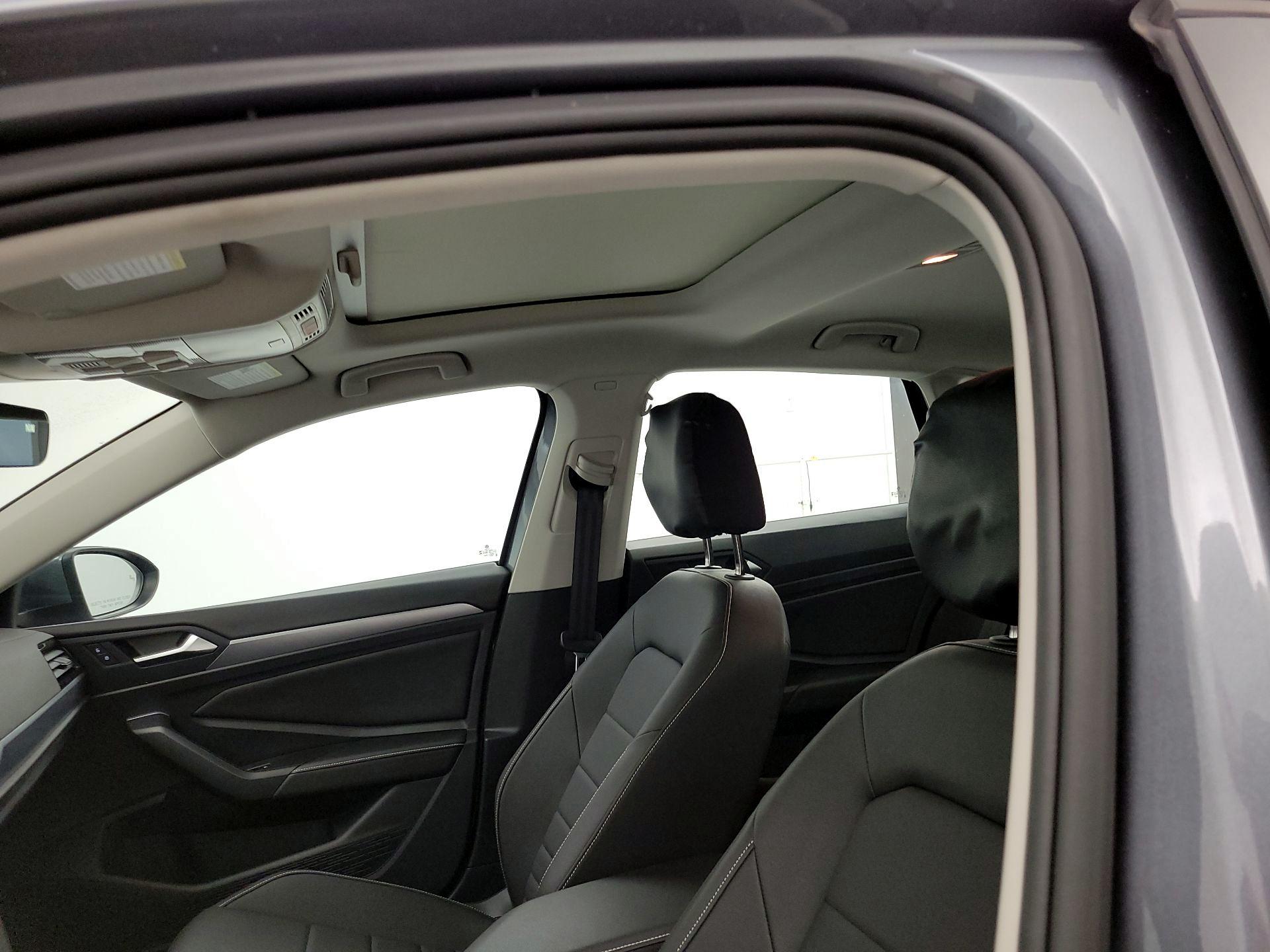 Thumbnail: 2024 Volkswagen Jetta - 19