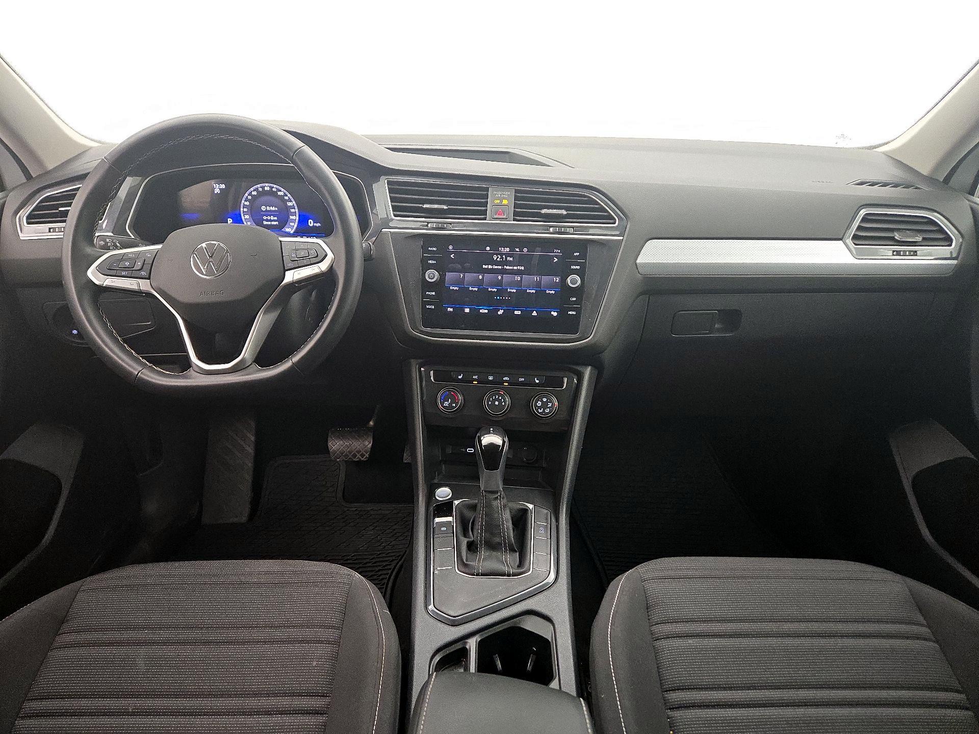 Thumbnail: 2024 Volkswagen Tiguan - 9