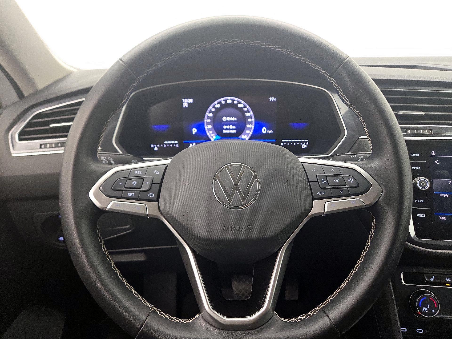 Thumbnail: 2024 Volkswagen Tiguan - 10