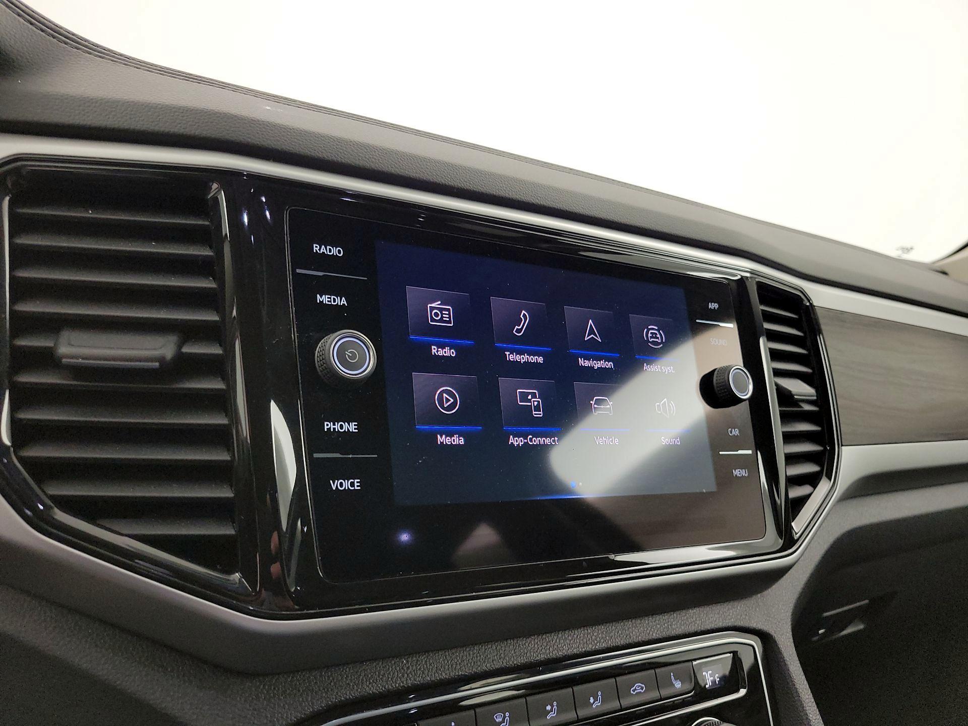 Thumbnail: 2022 Volkswagen Atlas - 15