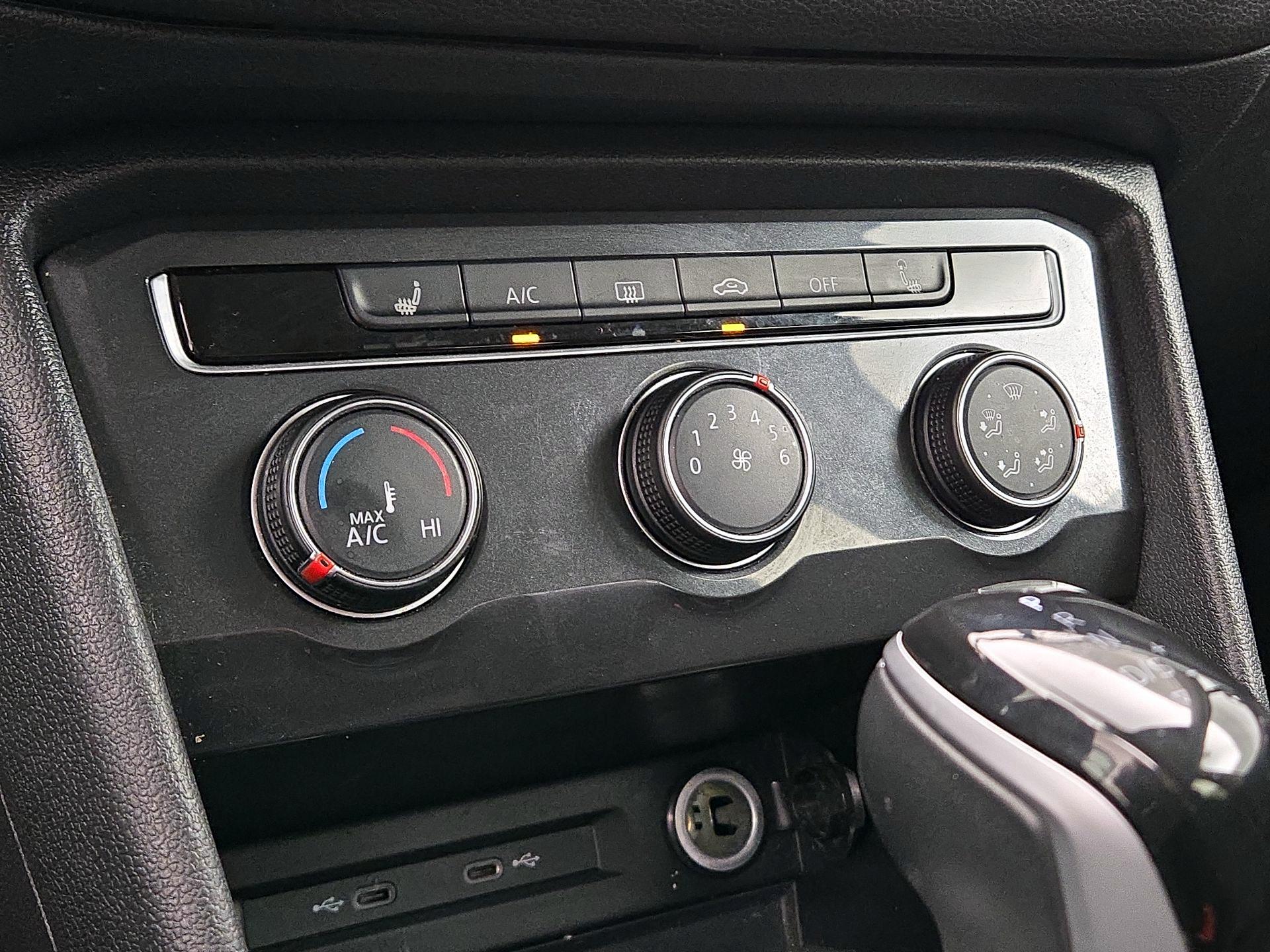 Thumbnail: 2024 Volkswagen Tiguan - 16