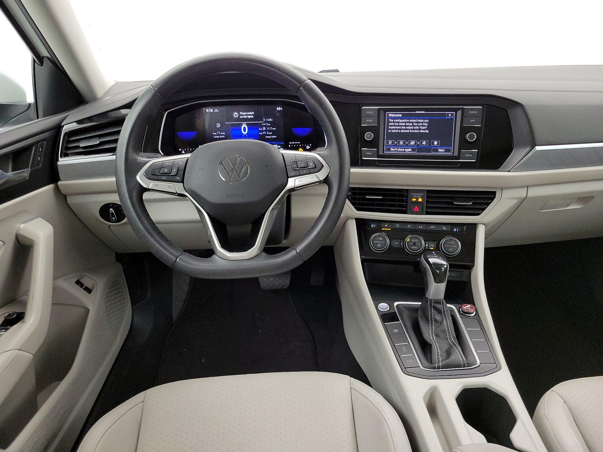 Thumbnail: 2023 Volkswagen Jetta - 10