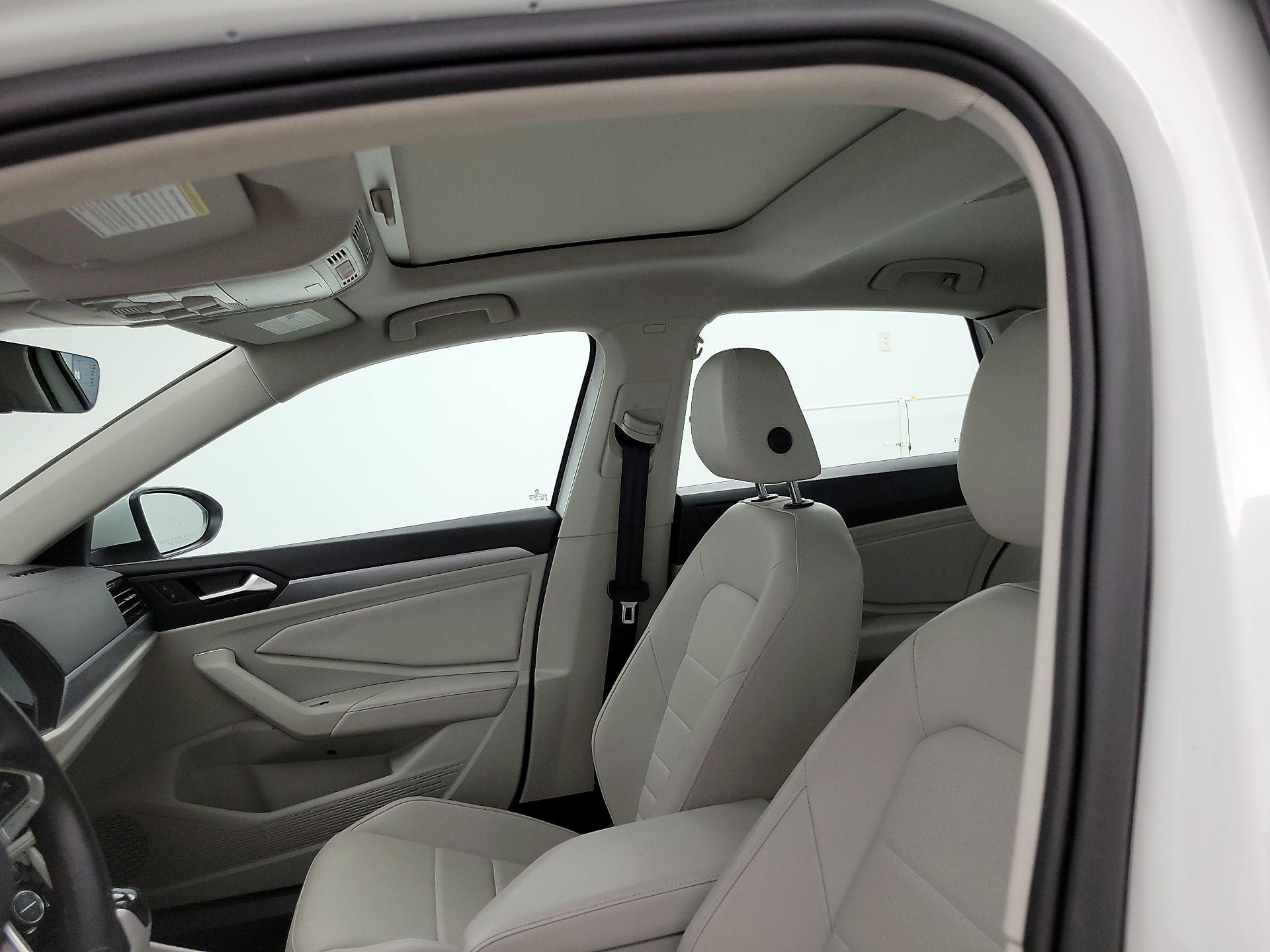 Thumbnail: 2023 Volkswagen Jetta - 19